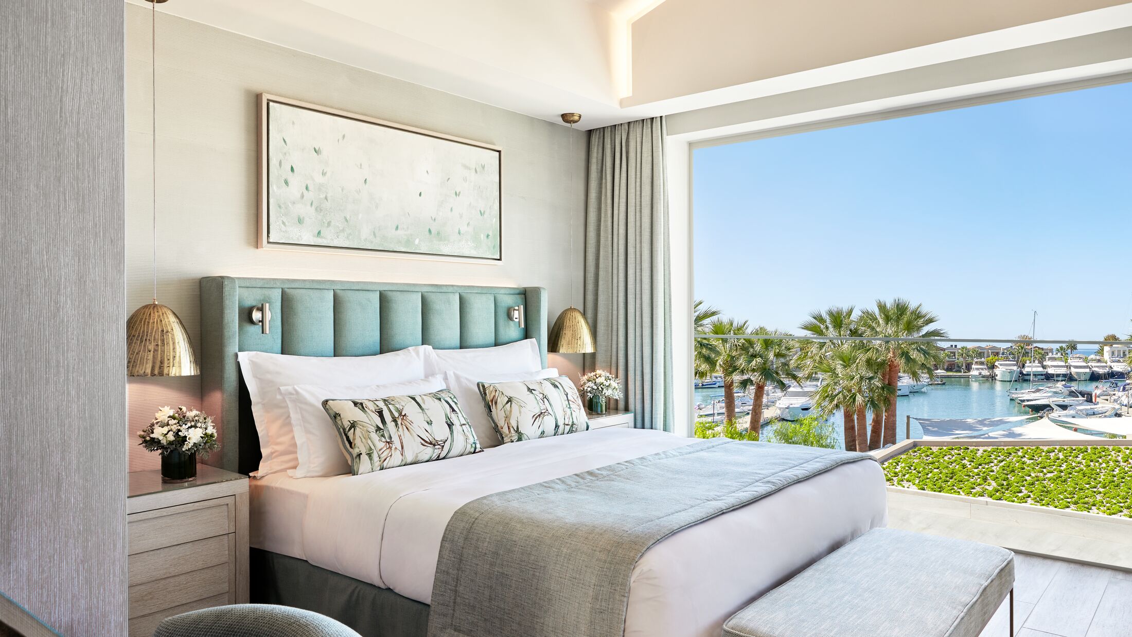 Porto-Sani-2022-Deluxe-One-Bedroom-Suite-002-107023-Hybris