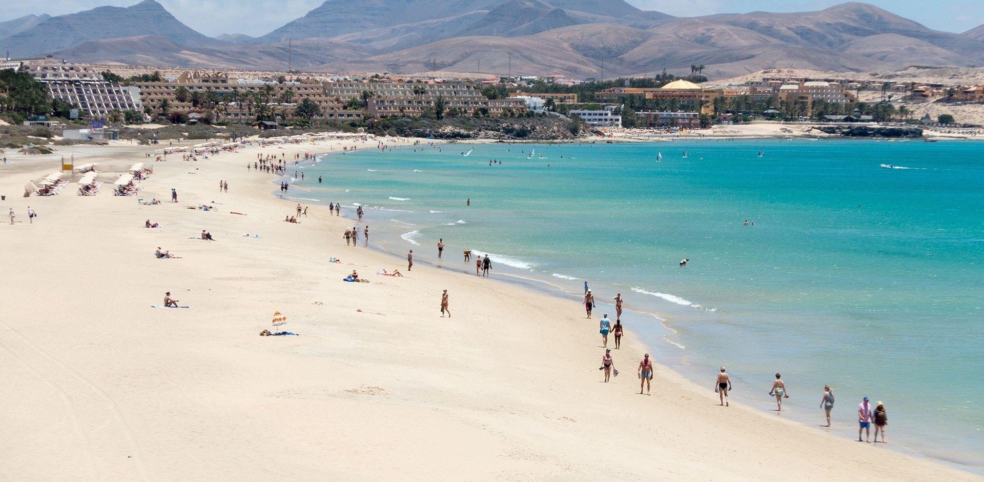 000418-Caleta-de-Fuste-Beach-Fuerteventura-pixabay-676941-Hybris