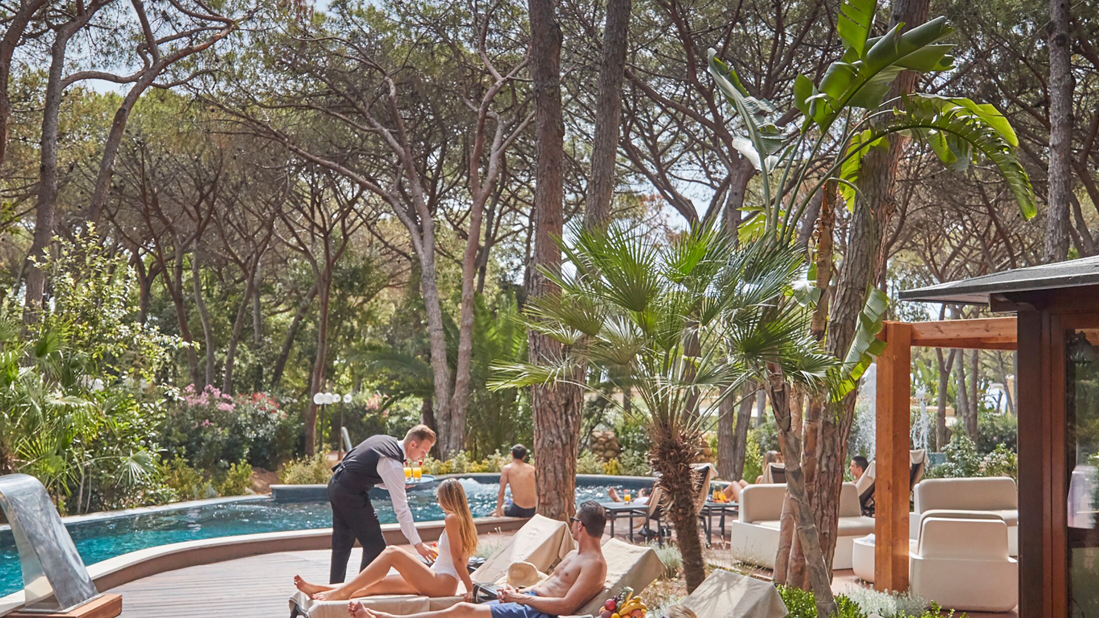 Forte-Village-2023-Pineta-Swimming-Pool-003-002498-Hybris