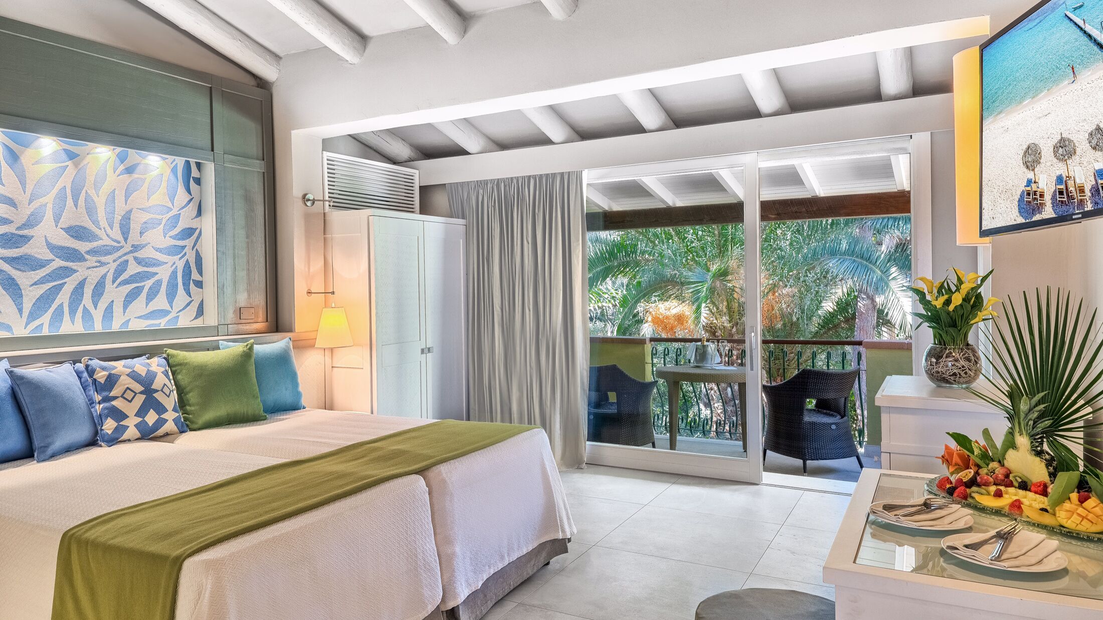 Forte-Village-2023-Pineta-Superior-Terrace-Room-002-002498-Hybris