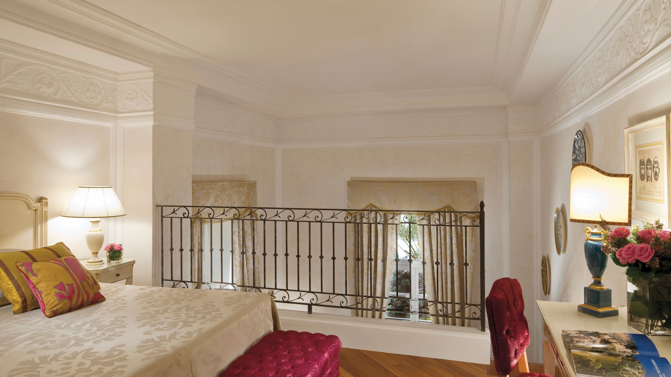 PMO.S.2017.108586.064-Hybris