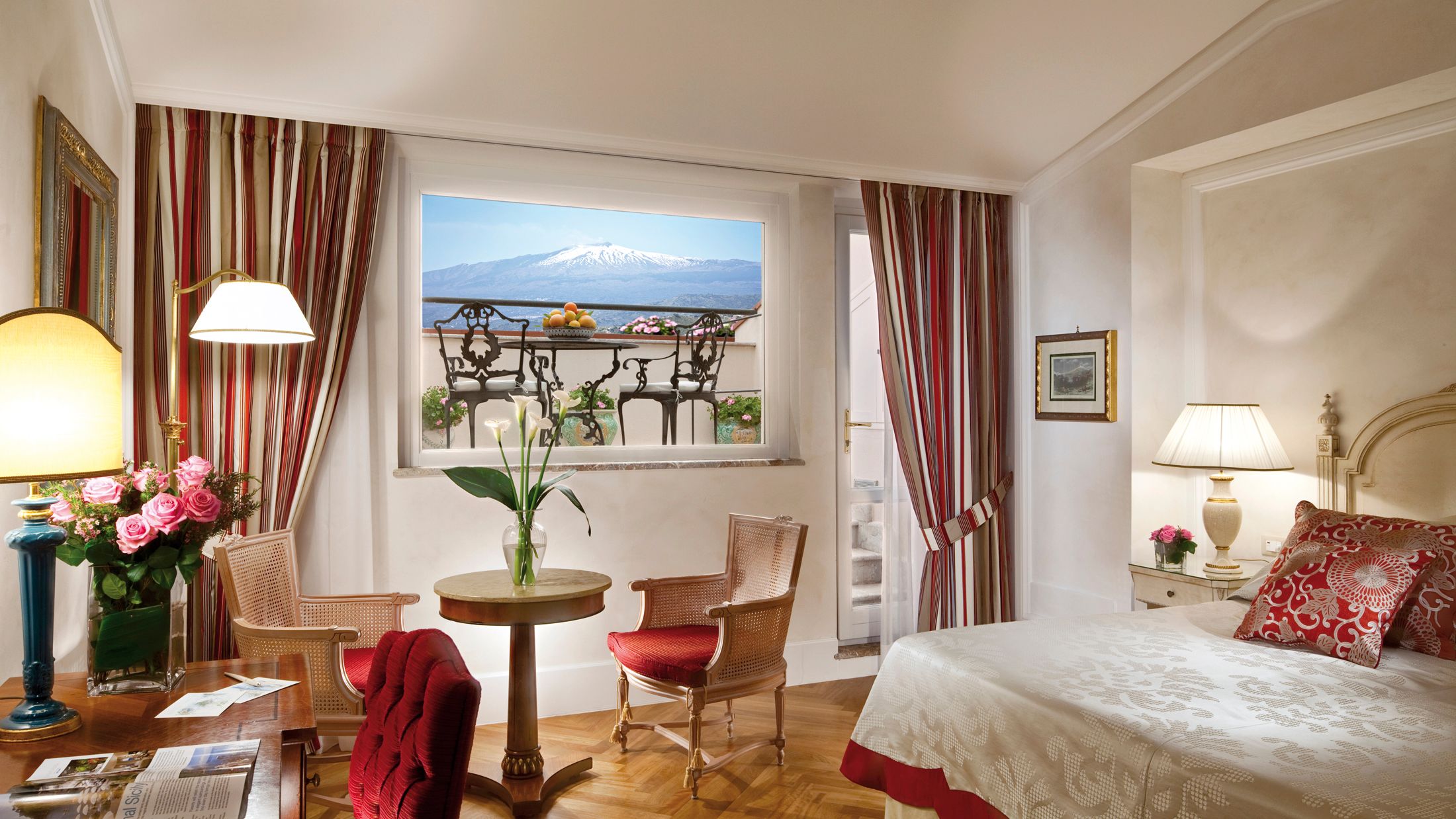 PMO.S.2017.108586.068-Hybris