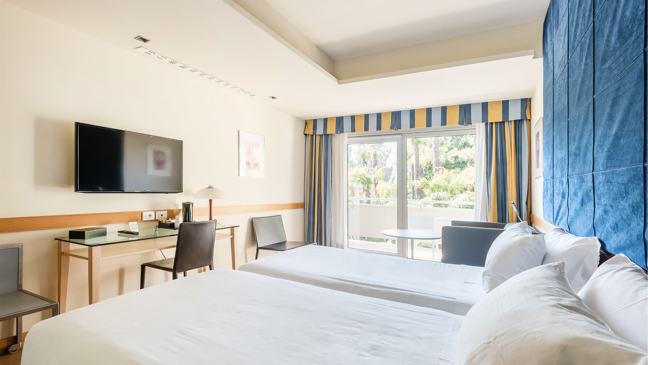 Du-Lac-Du-Parc-2023-Parc-Room-003-105153-Hybris