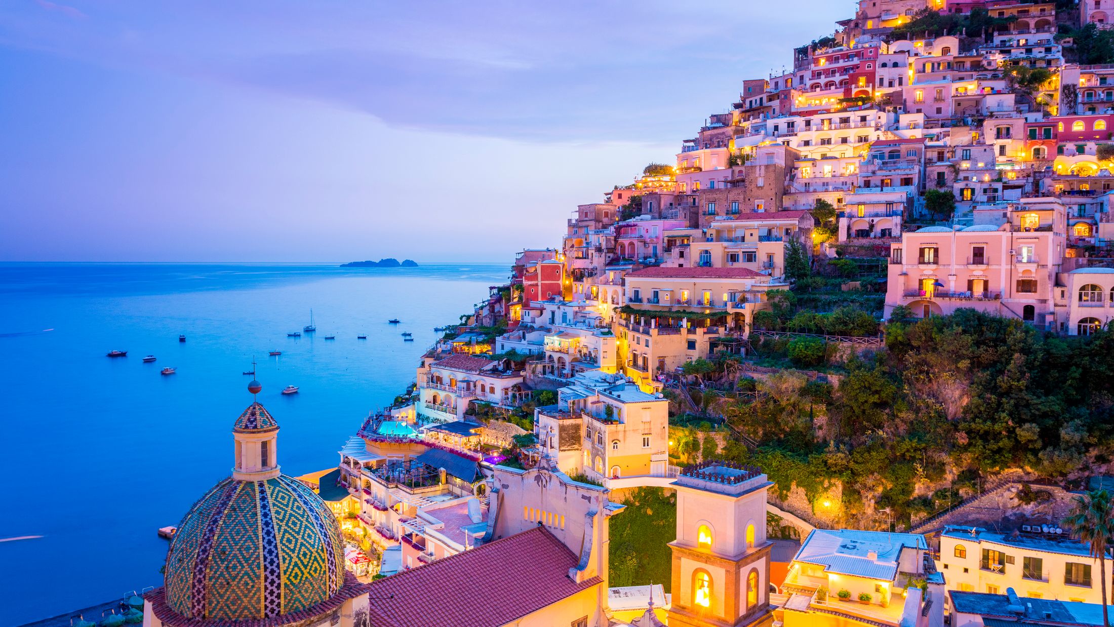 Positano, Amalfi Coast, Campania, Sorrento, Italy. View of the town and the seaside in a summer sunset; Shutterstock ID 376017433; PO: Citalia
