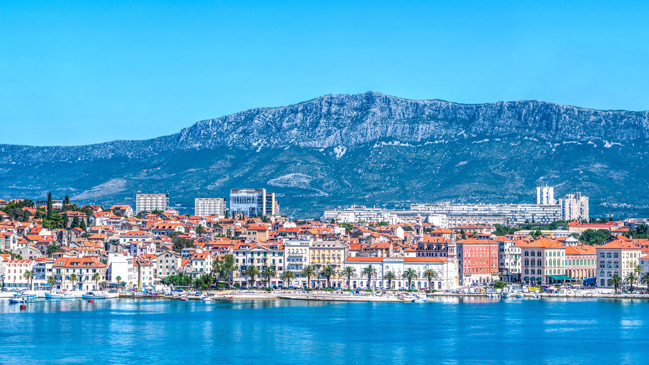 003883-split-croatia-pixabay-1611128-Hybris