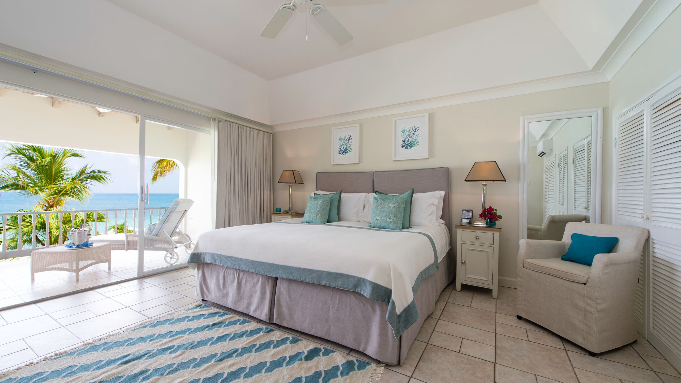 Blue-Waters-2022-Luxury-Suite-001-107251-Hybris