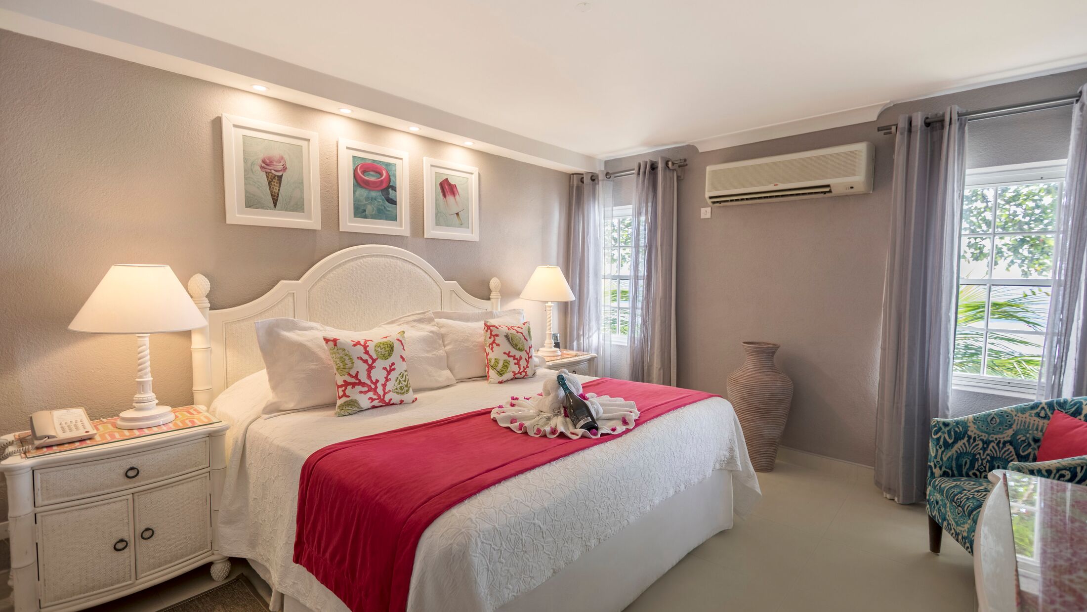 Sugar-Bay-2022-Oceanfront-Family-Suite-001-120096-Hybris