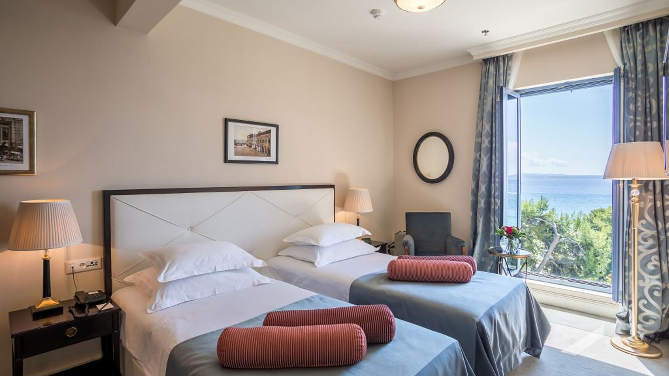 Superior Room with Side Sea View