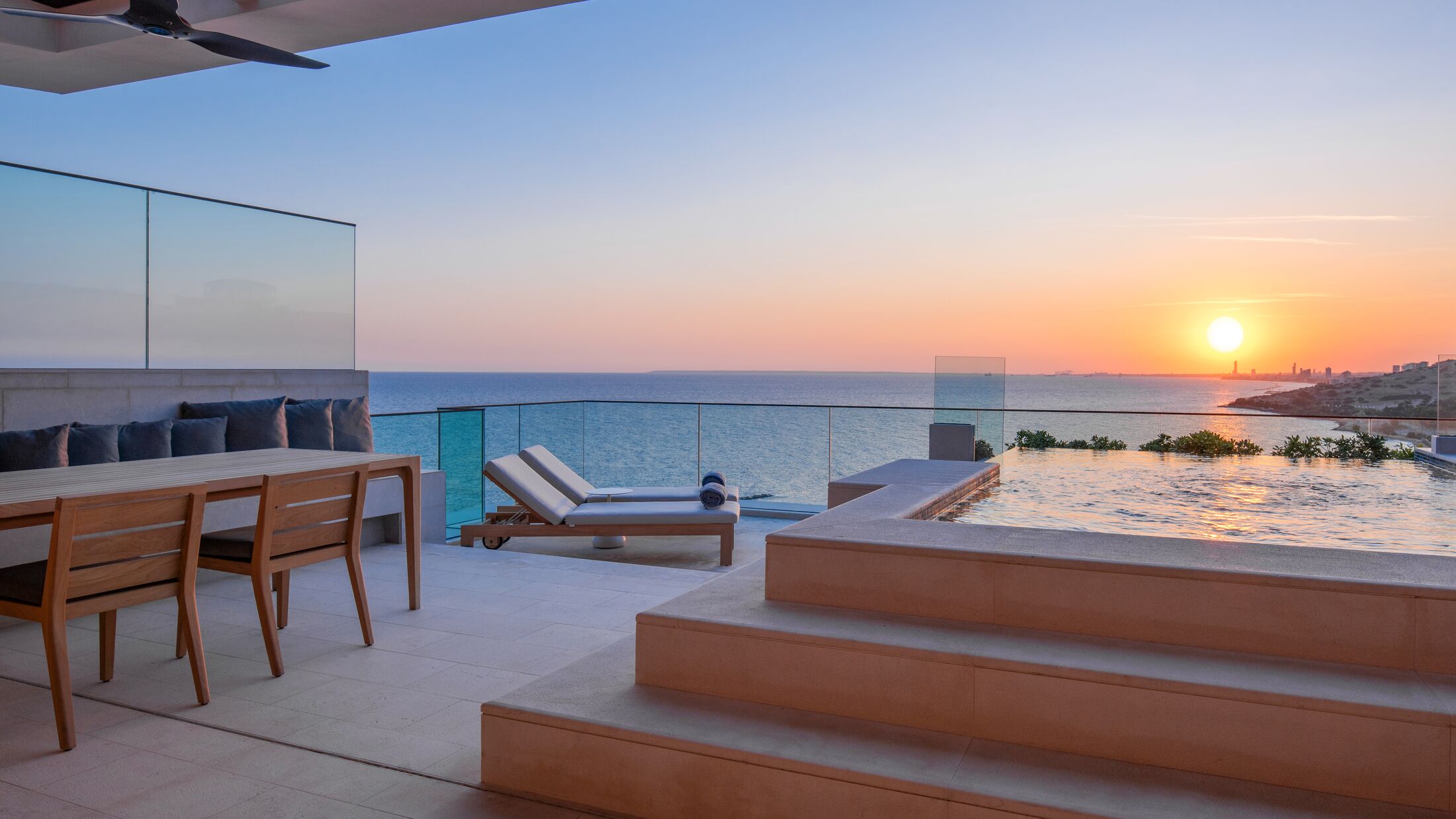 Amara-2023-Rooftop-Duplex-Suite-002-121413-Hybris