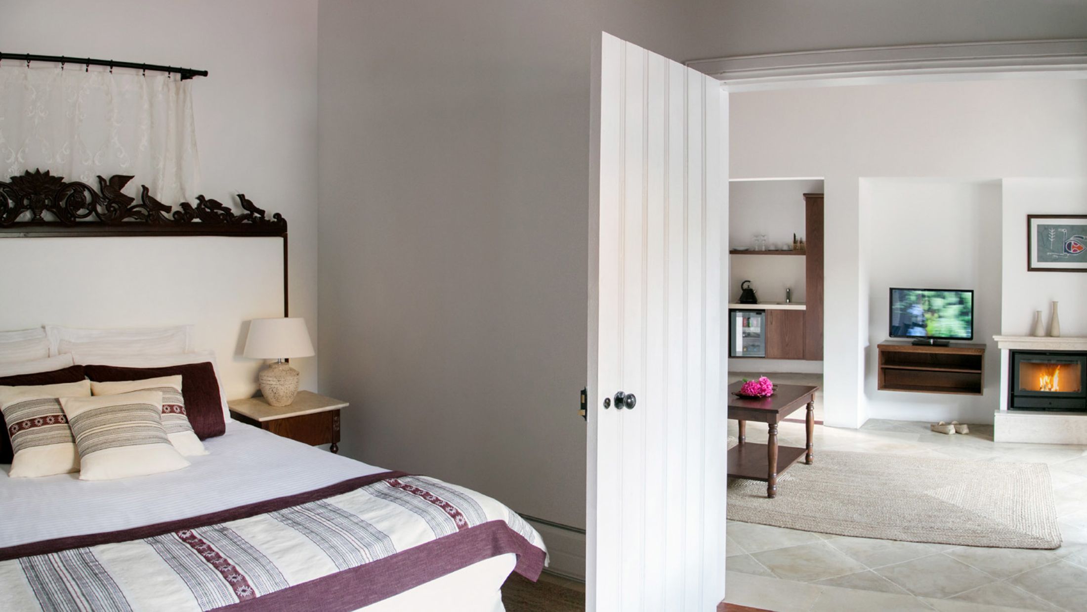 120772-Maratho-Suite-001-Hybris