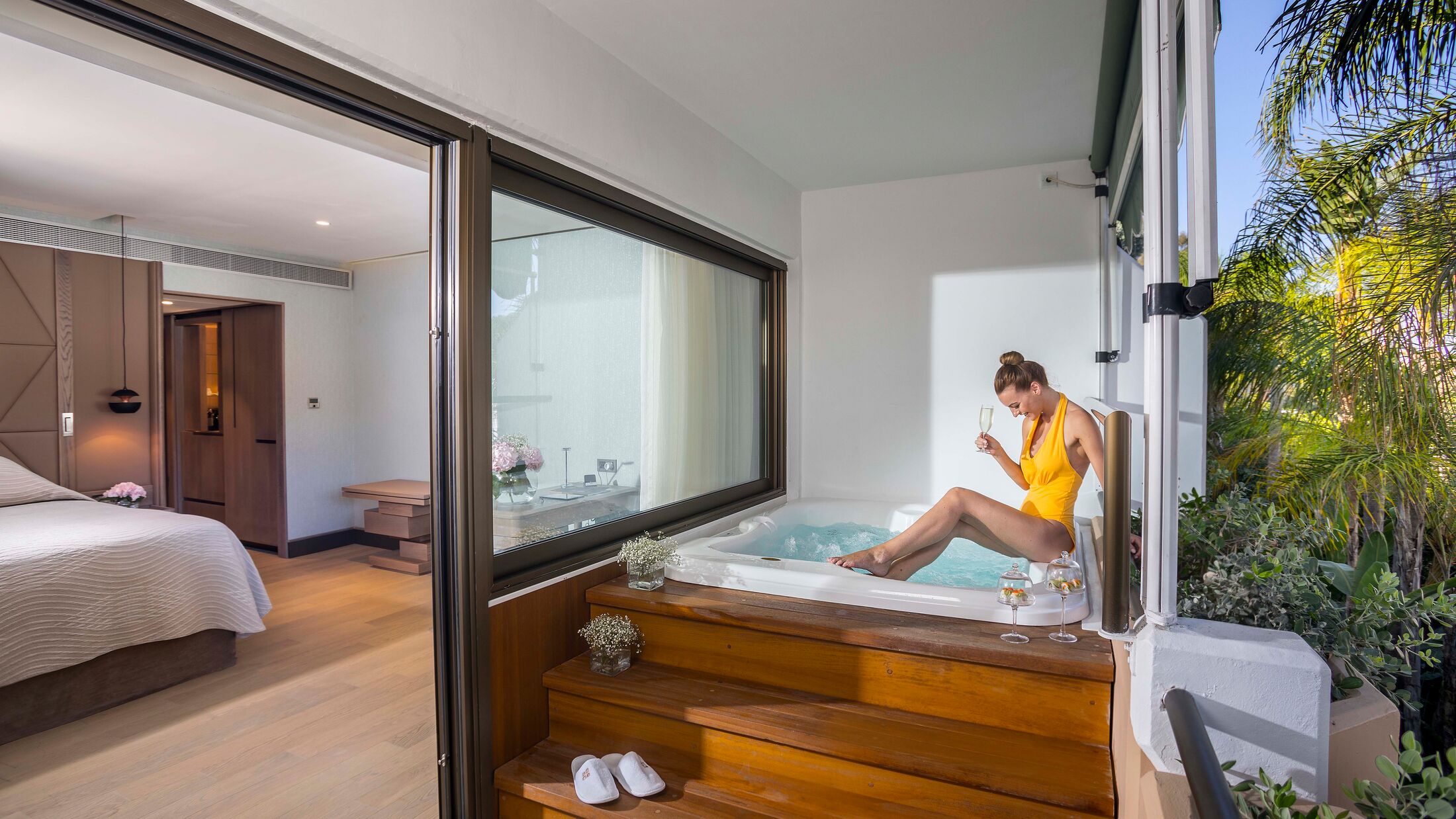 Four-Seasons-Limassol-2024-Garden-Studio-Upper-002-101481-Hybris