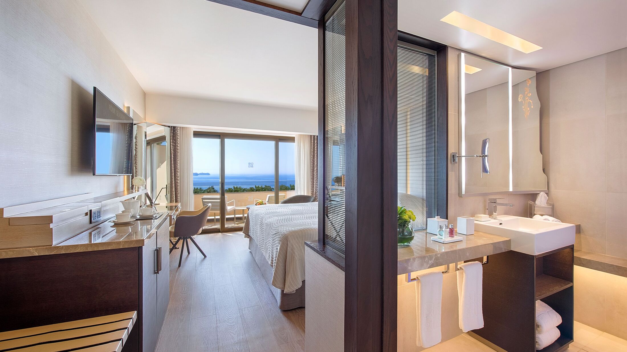 Four-Seasons-Limassol-2024-Superior-Room-Sea-View-002-101481-Hybris