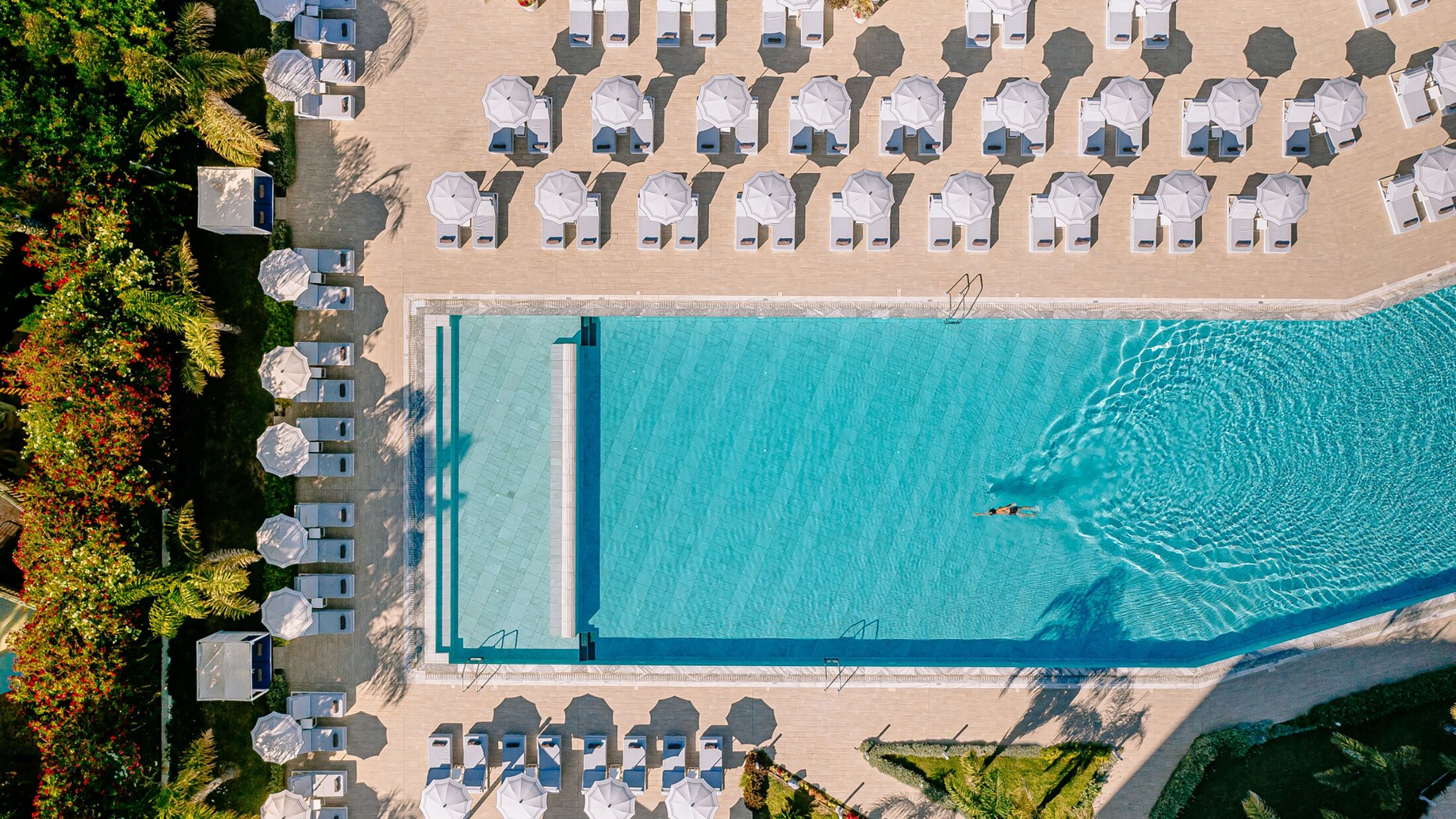 Louis-Ivi-Mare-2024-Swimming-Pool-004-121995-Hybris