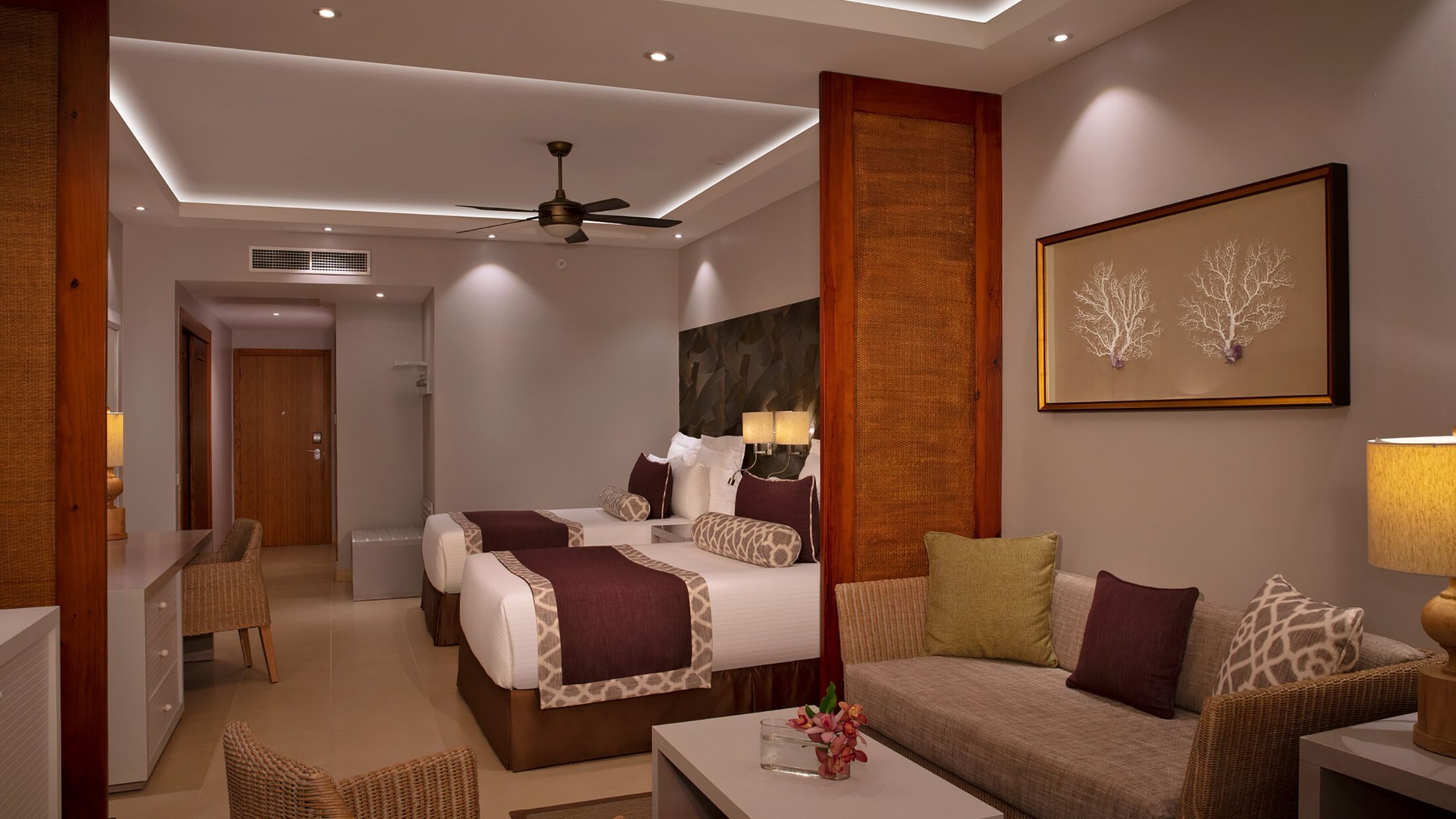 Dreams-Royal-Beach-2023-Deluxe-Tropical-View-001-121886-Hybris