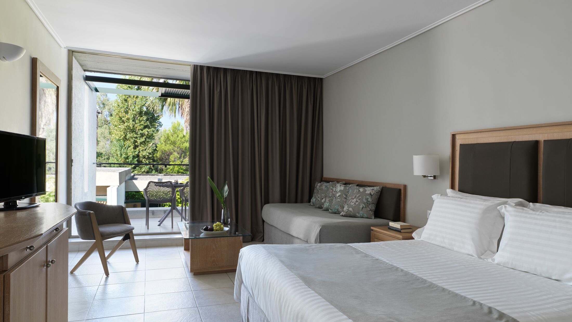 Kontokali-Bay-2023-Bungalow-Garden-View-001-121027-Hybris