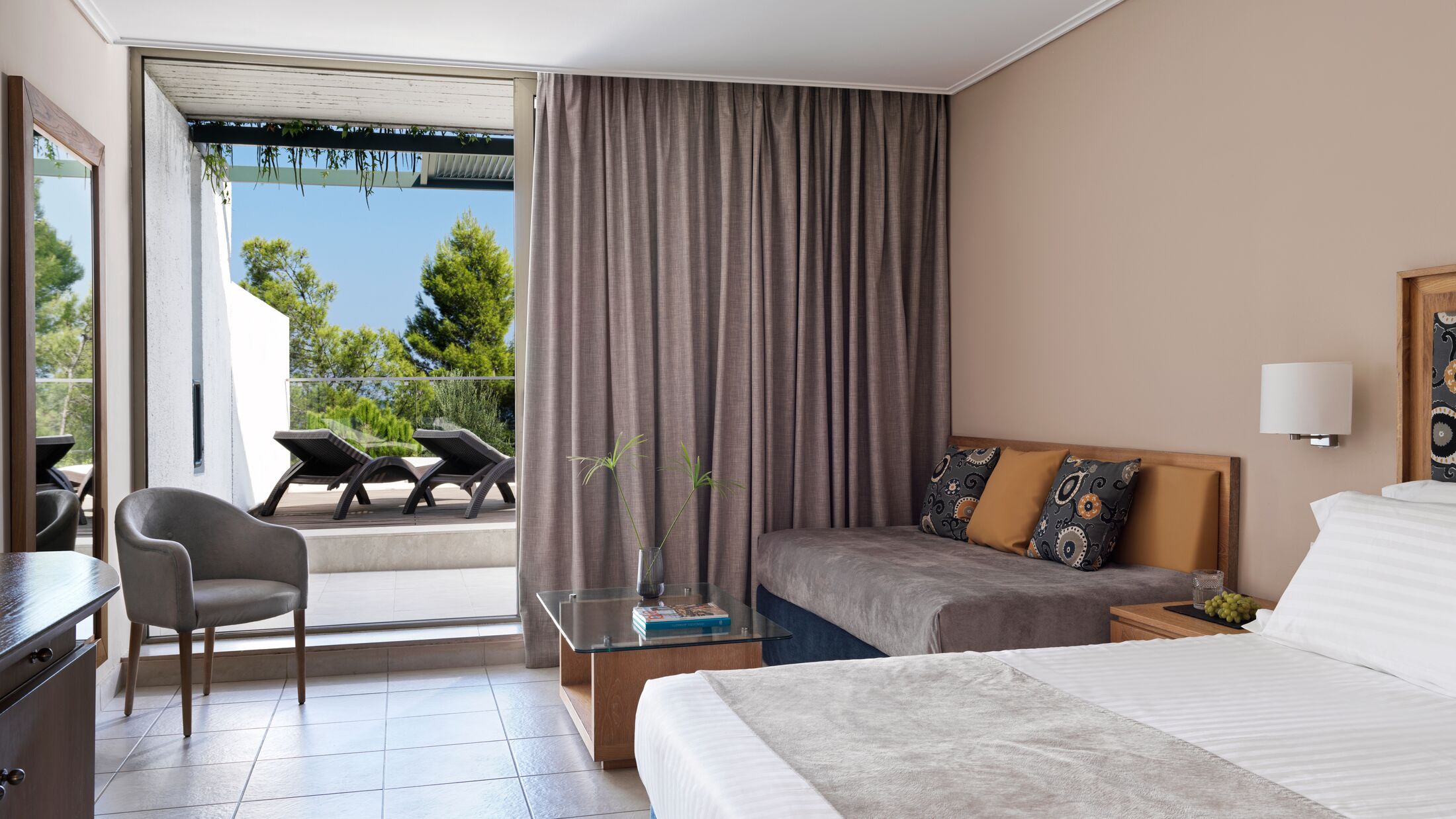 Kontokali-Bay-2023-Bungalow-Sea-View-004-121027-Hybris