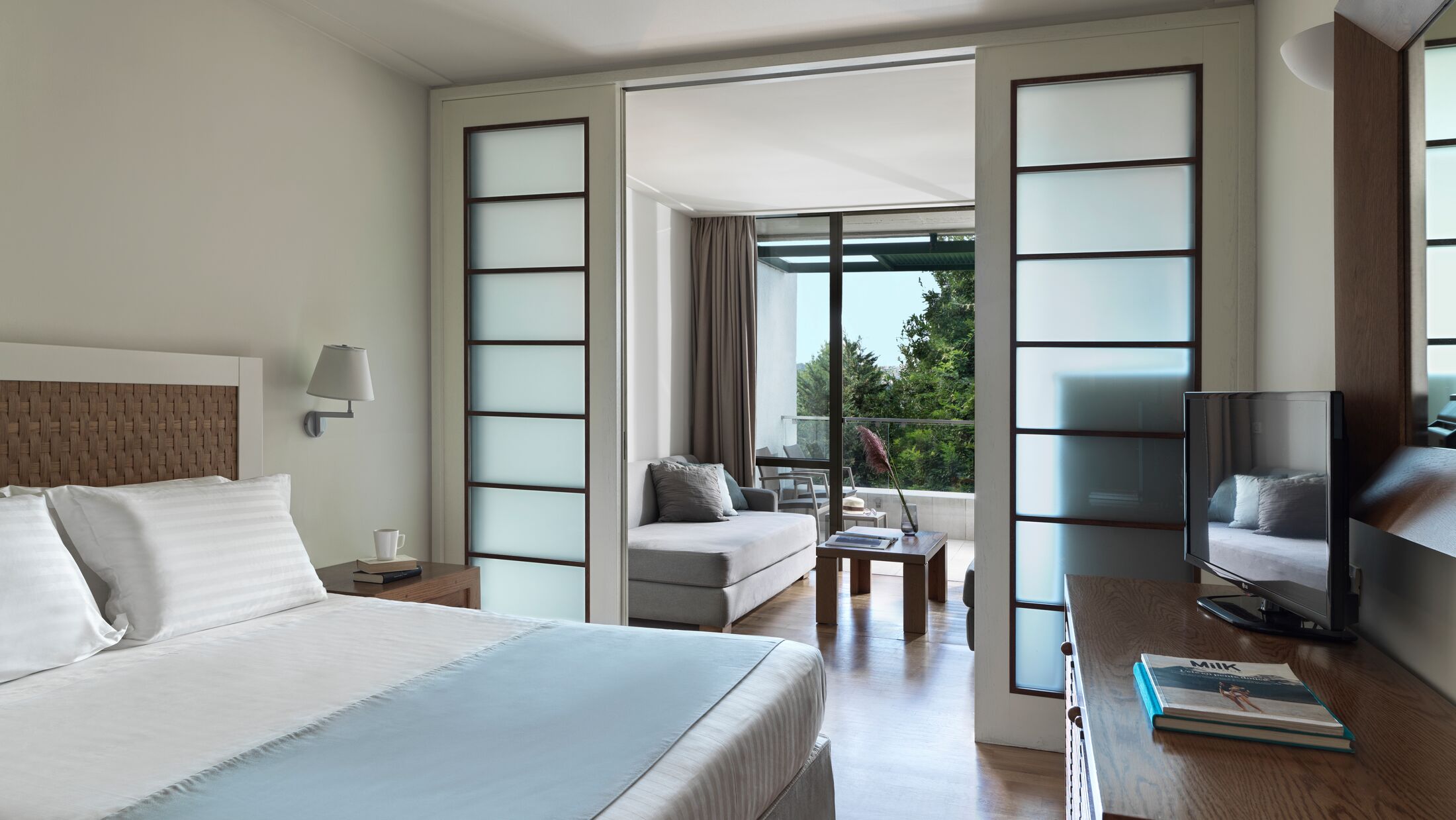 Kontokali-Bay-2023-Family-Room-Garden-View-001-121027-Hybris