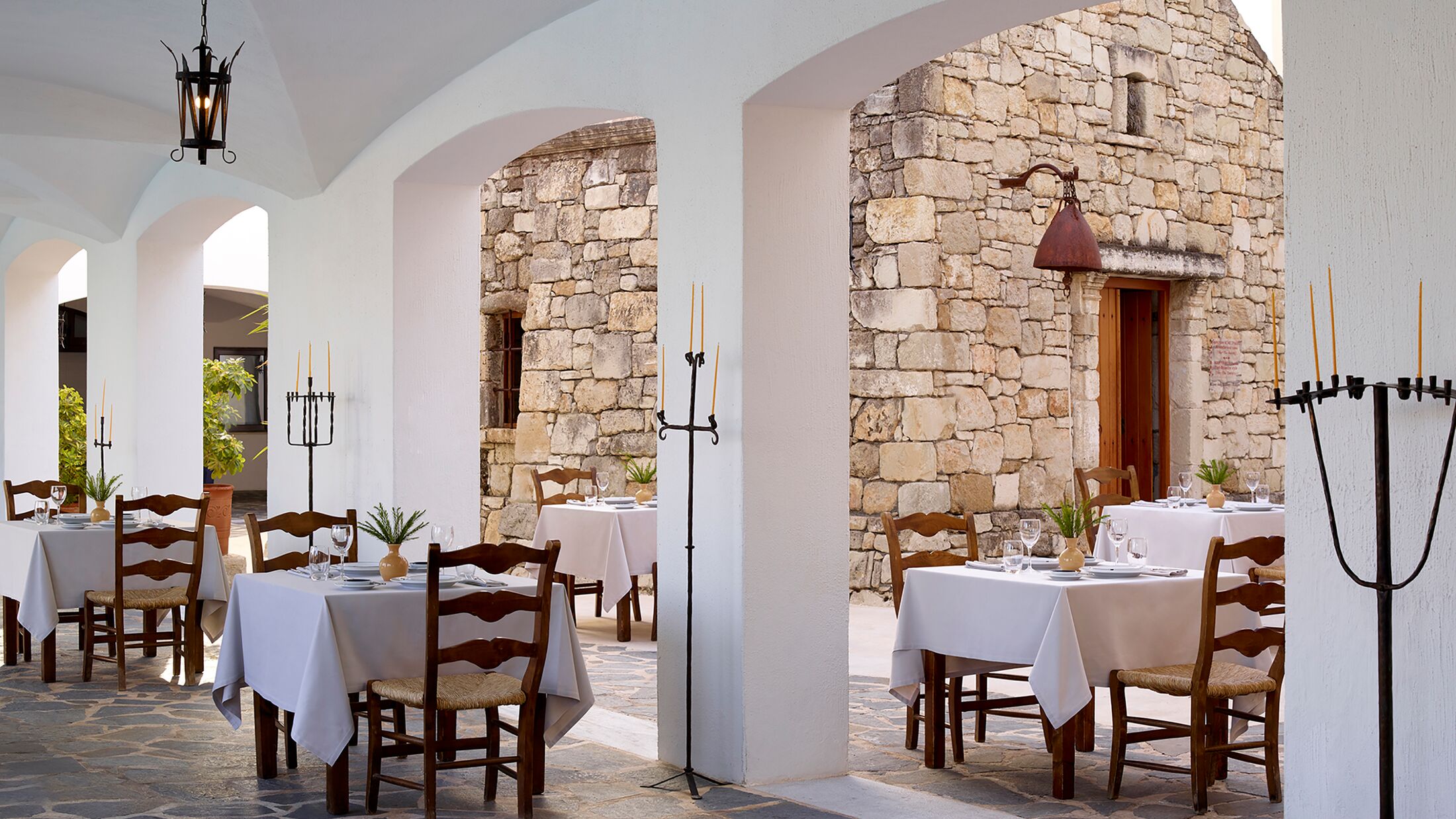 Creta-Maris-2025-Platia-Restaurant-003-122002-Hybris