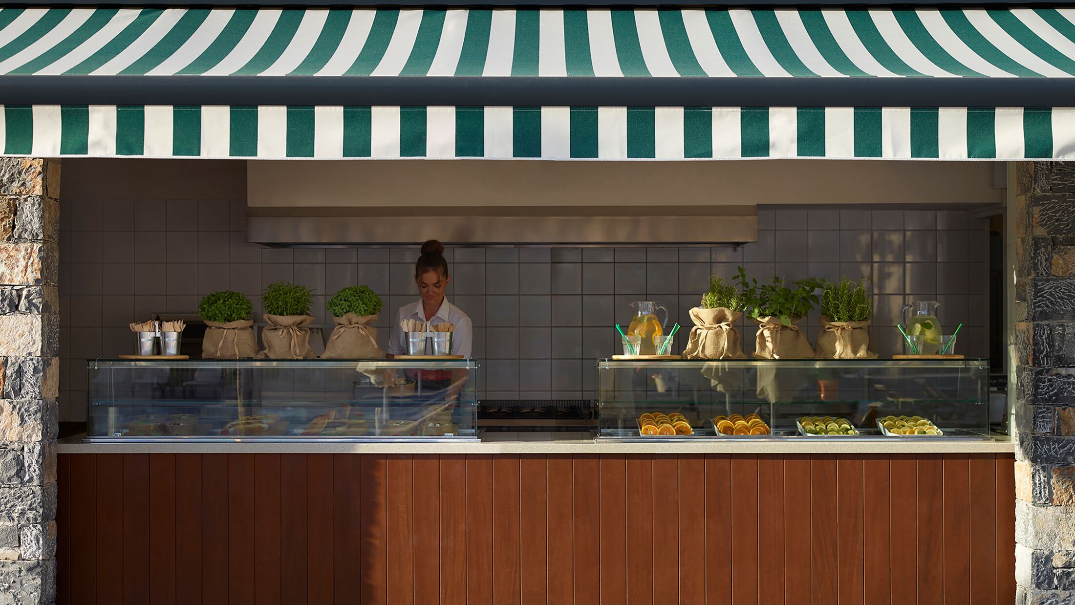 Creta-Maris-2025-Waterpark-Kitchen-Bar-001-122002-Hybris