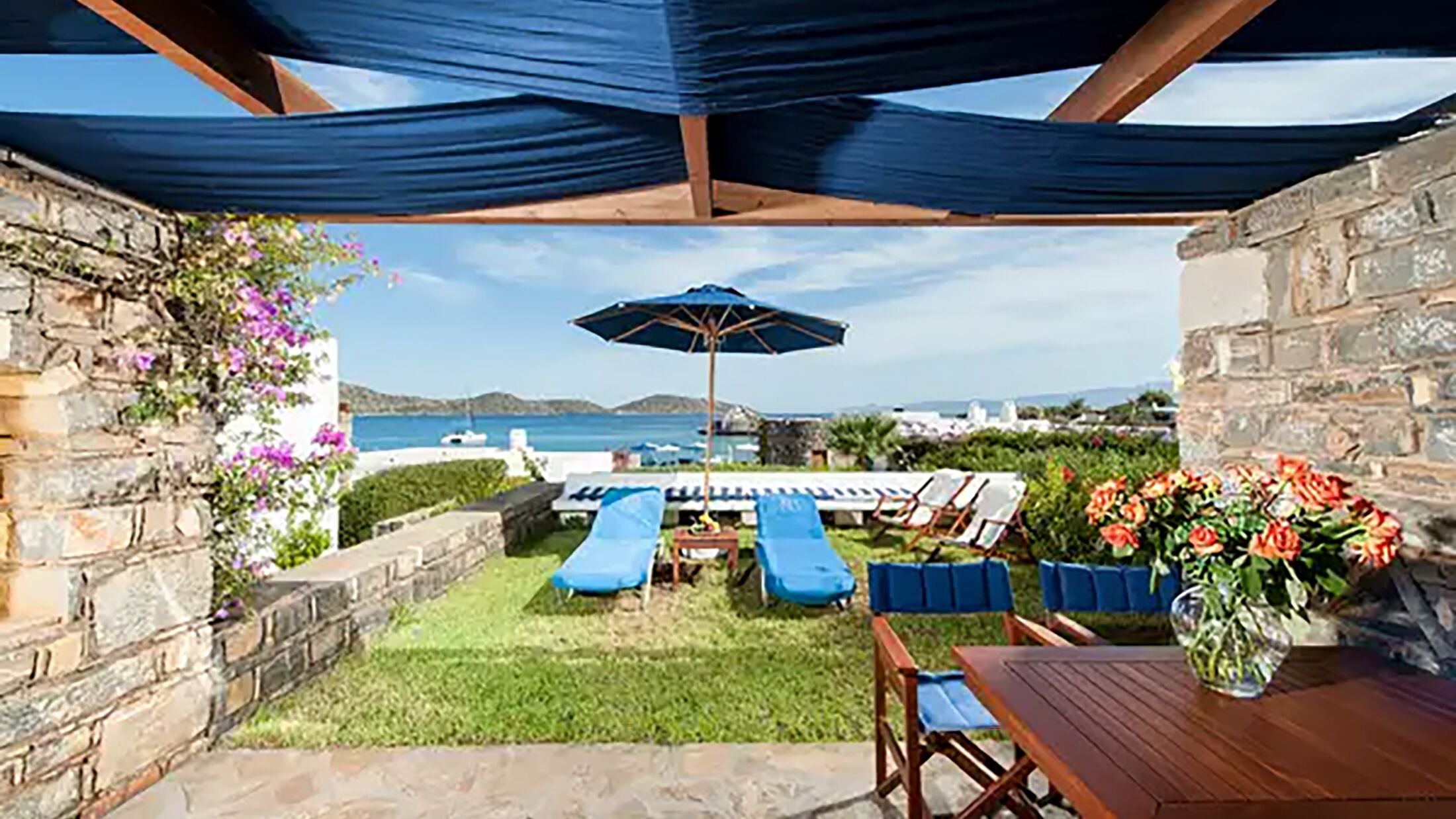 Elounda-Beach-2025-Classic-Bungalow-Sea-View-001-101306-Hybris