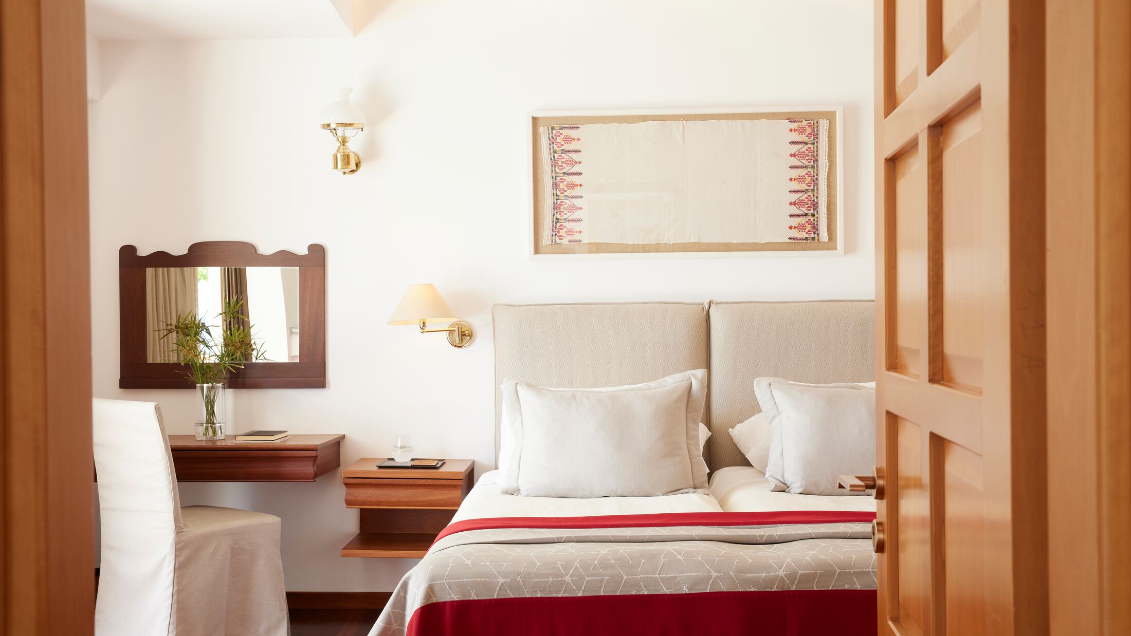 Elounda-Mare-2024-Superior-Room-001-108165-Hybris