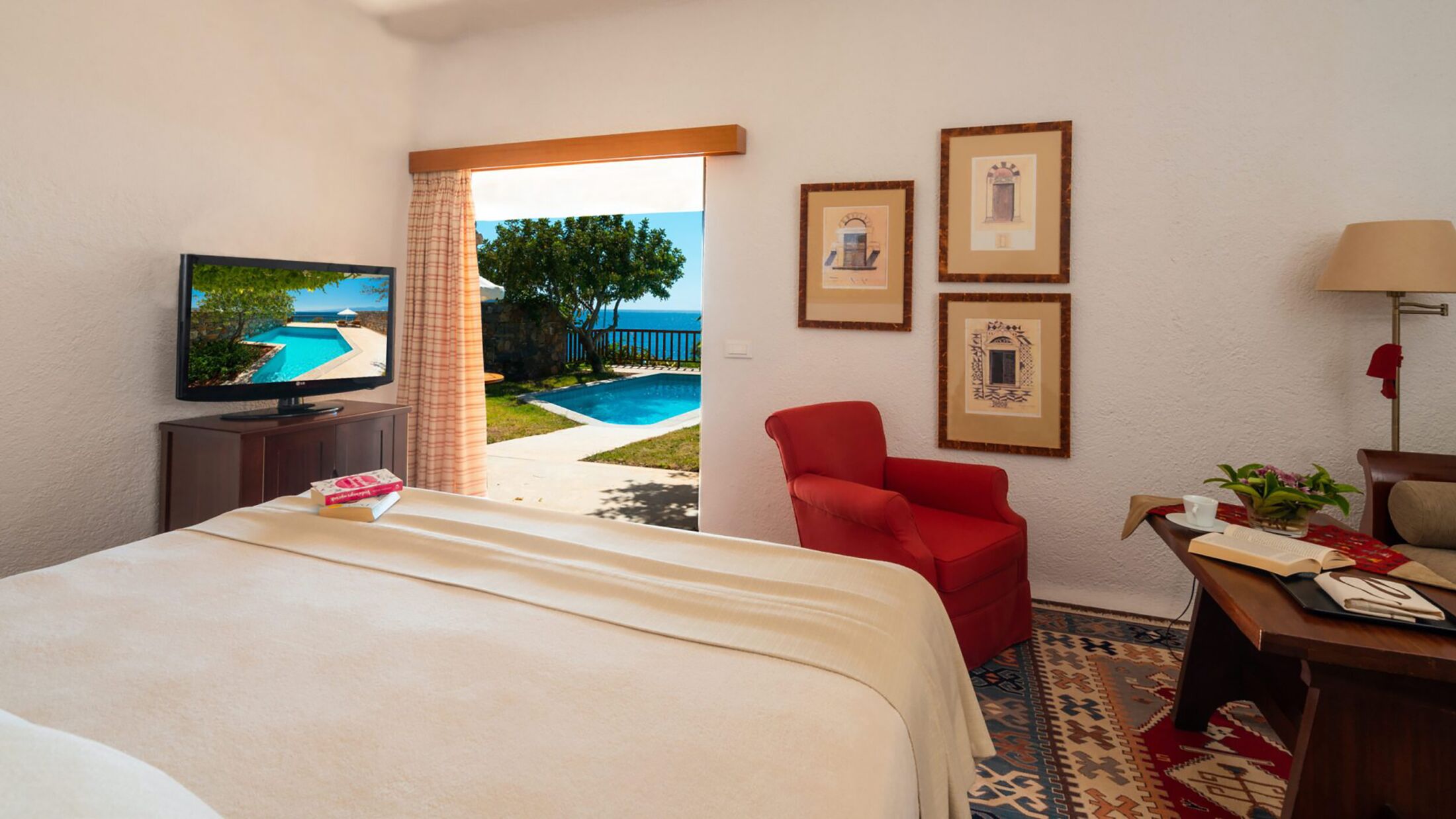 Elounda-Mare-2025-Deluxe-Bungalow-002-108165-Hybris