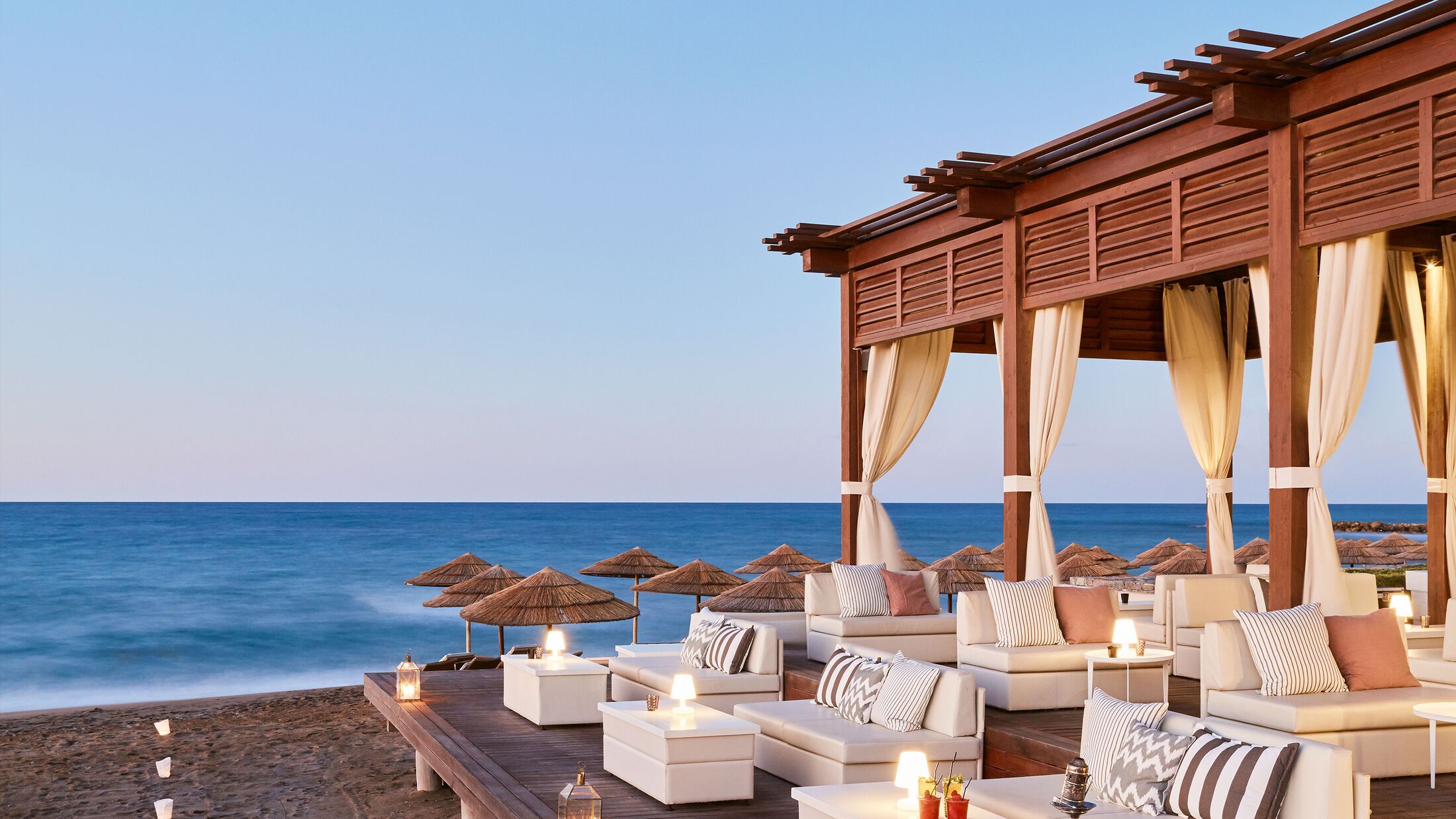 Sunset Lounge Bar