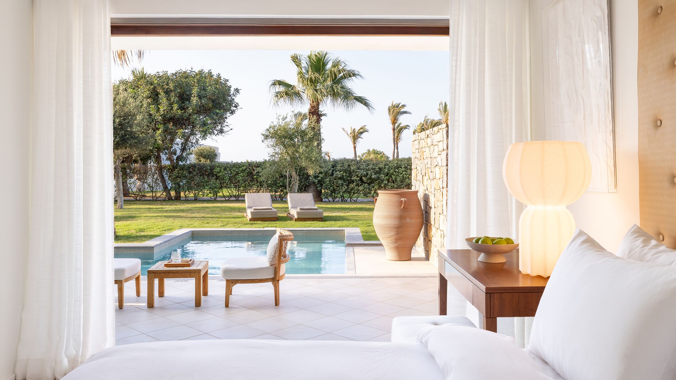 Swim-Up Family Suite