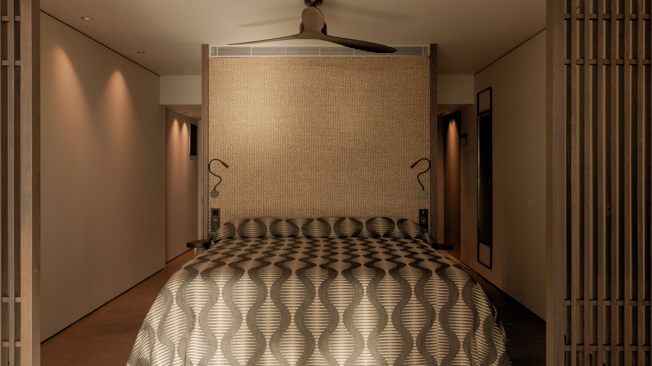 F Zeen Sea View Suite with Garden