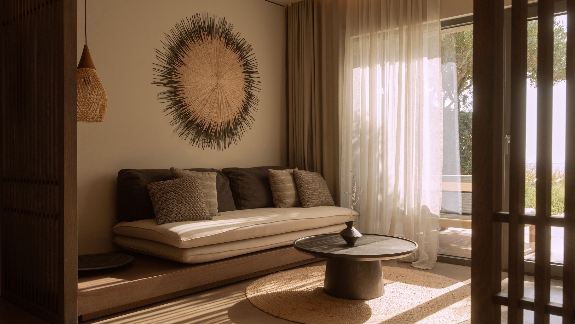 Infinity Blue Suite with Sharing Pool