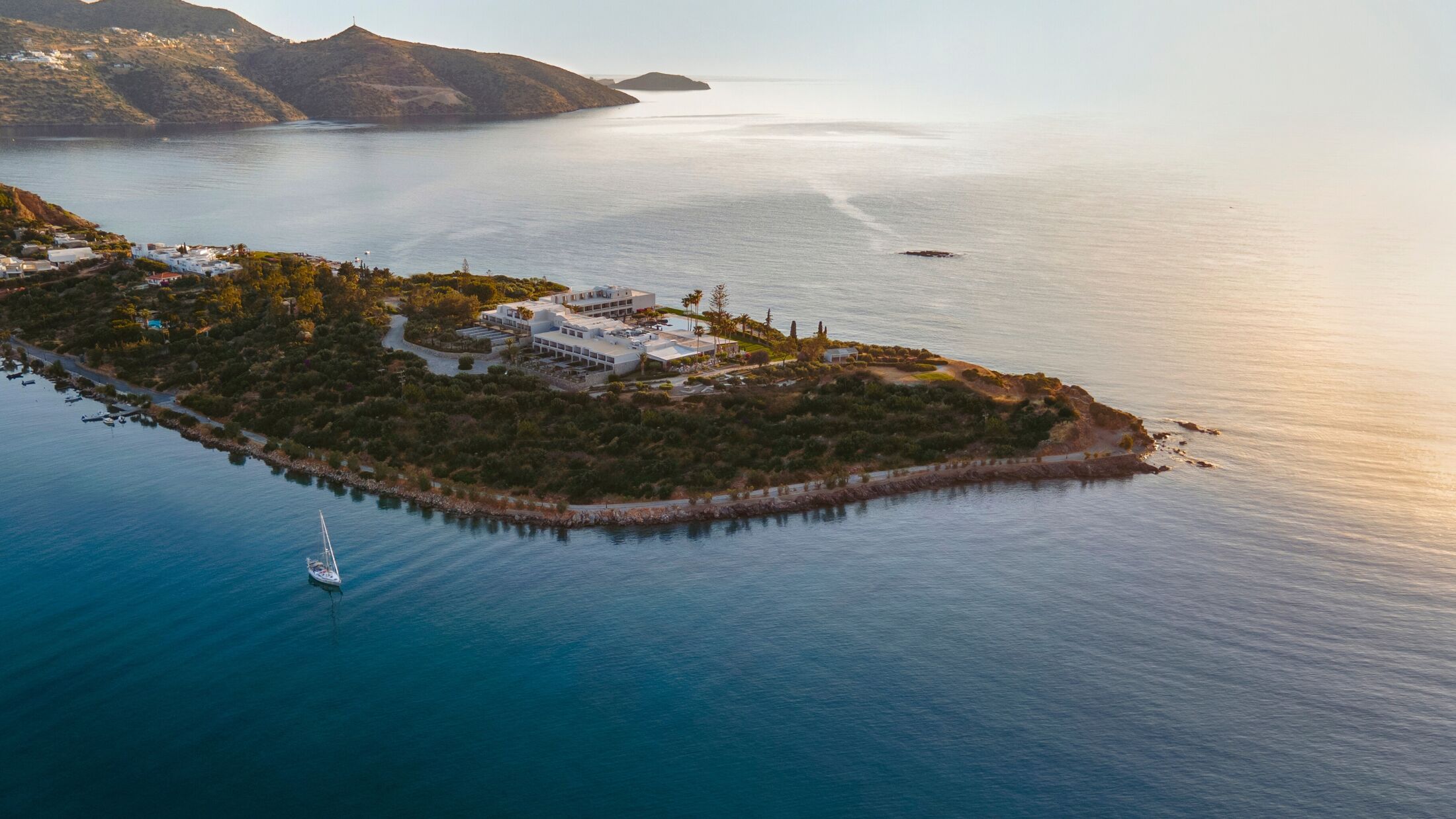 Minos-Palace-2024-Aerial-View-002-121920-Hybris
