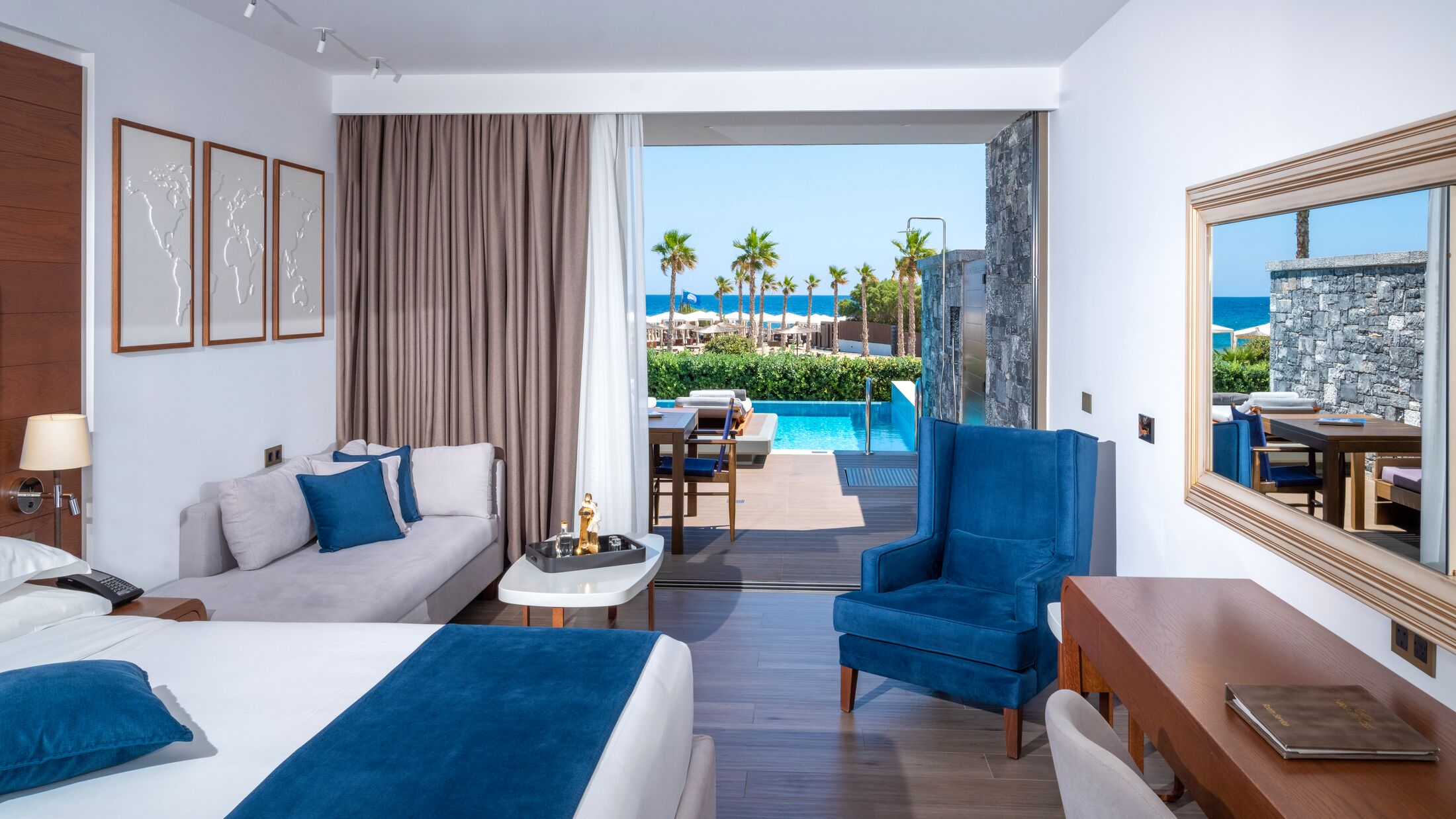 Nana-Princess-2023-Deluxe-Junior-Suite-Poolfront-016-121916-Hybris