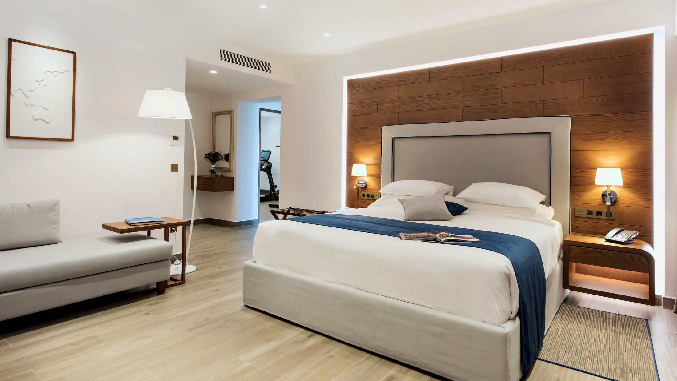 Nana-Princess-2023-Executive-Fitness-Suite-005-121916-Hybris