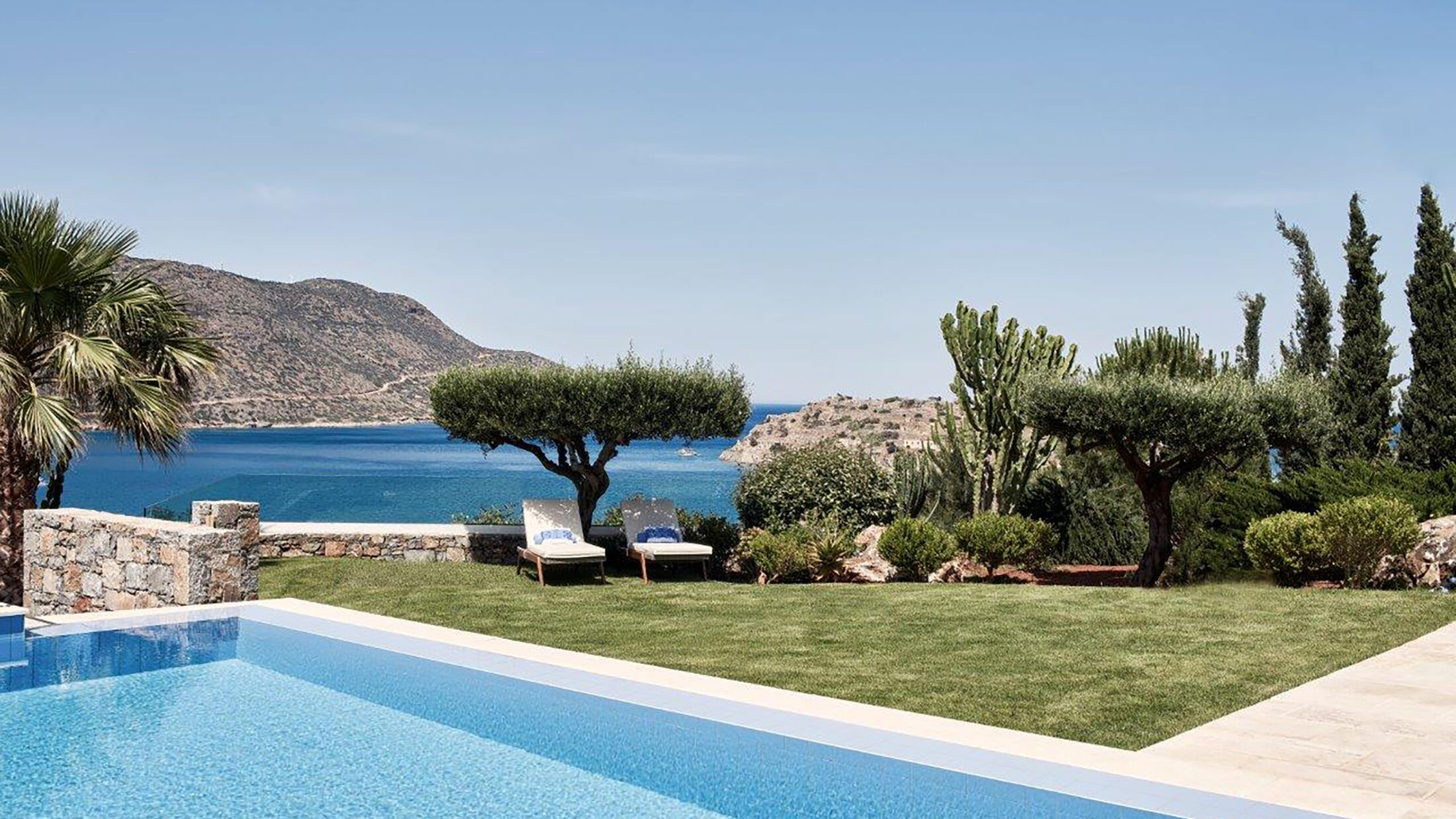 Blue-Palace-2024-Royal-Blue-Villa-001-114560-Hybris