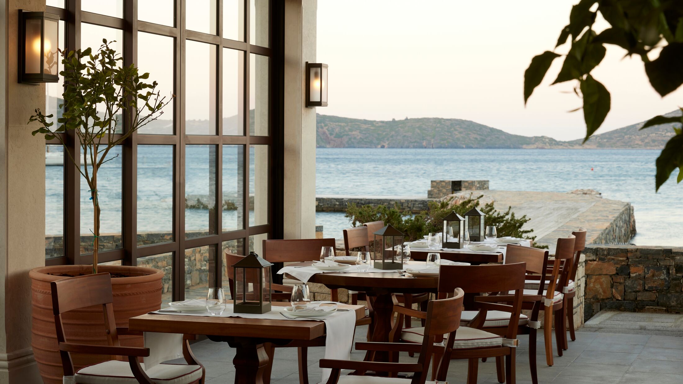 Porto-Elounda-2024-Il-Borro-Tuscan-Restaurant-001-105532-Hybris
