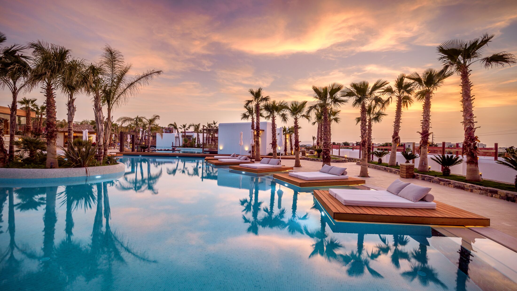 Stella-Island-2025-Swimming-Pool-012-121999-Hybris