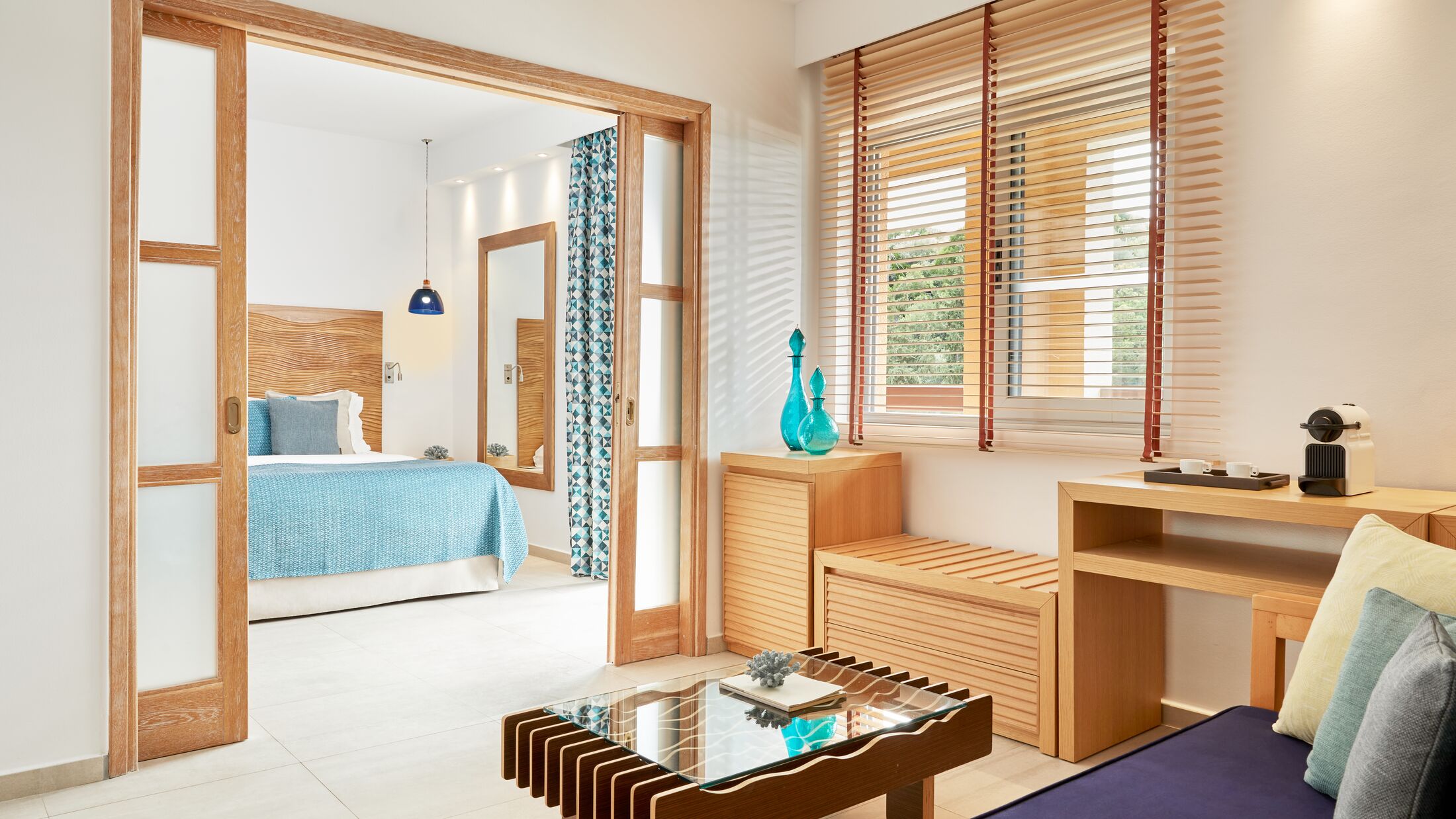 Eagles-Palace-2024-Family-Suite-Garden-View-001-113687-Hybris