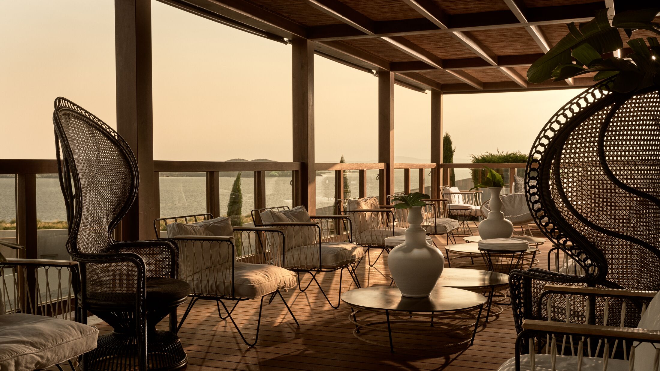 Eagles-Villas-2023-Cabin-Bar-001-120620-Hybris