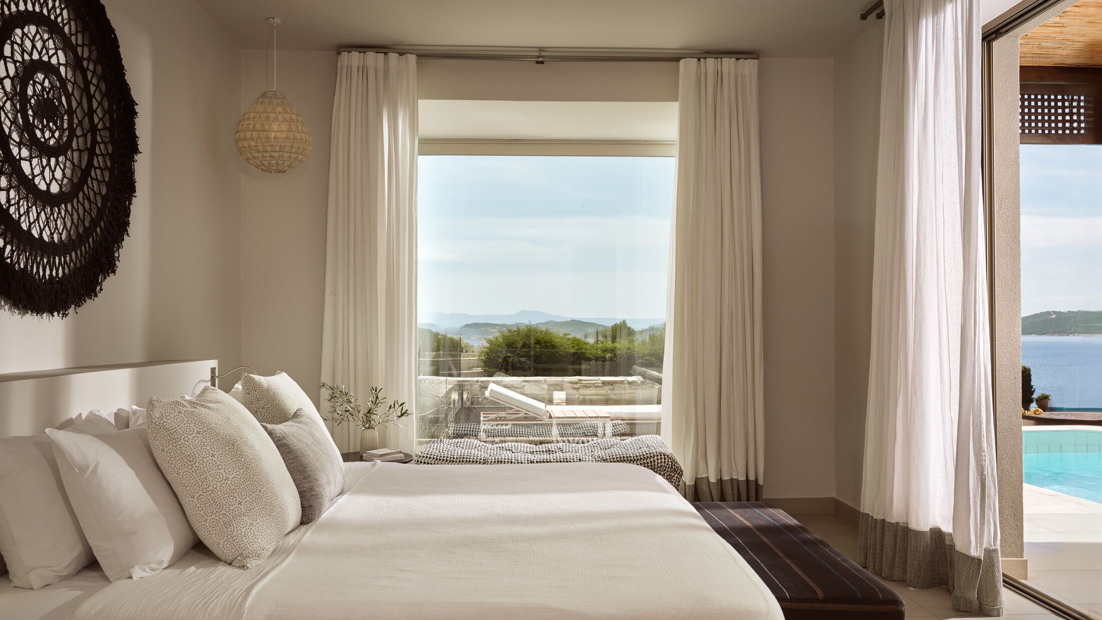 Eagles-Villas-2024-Ocean-One-Bedroom-Villa-003-120620-Hybris