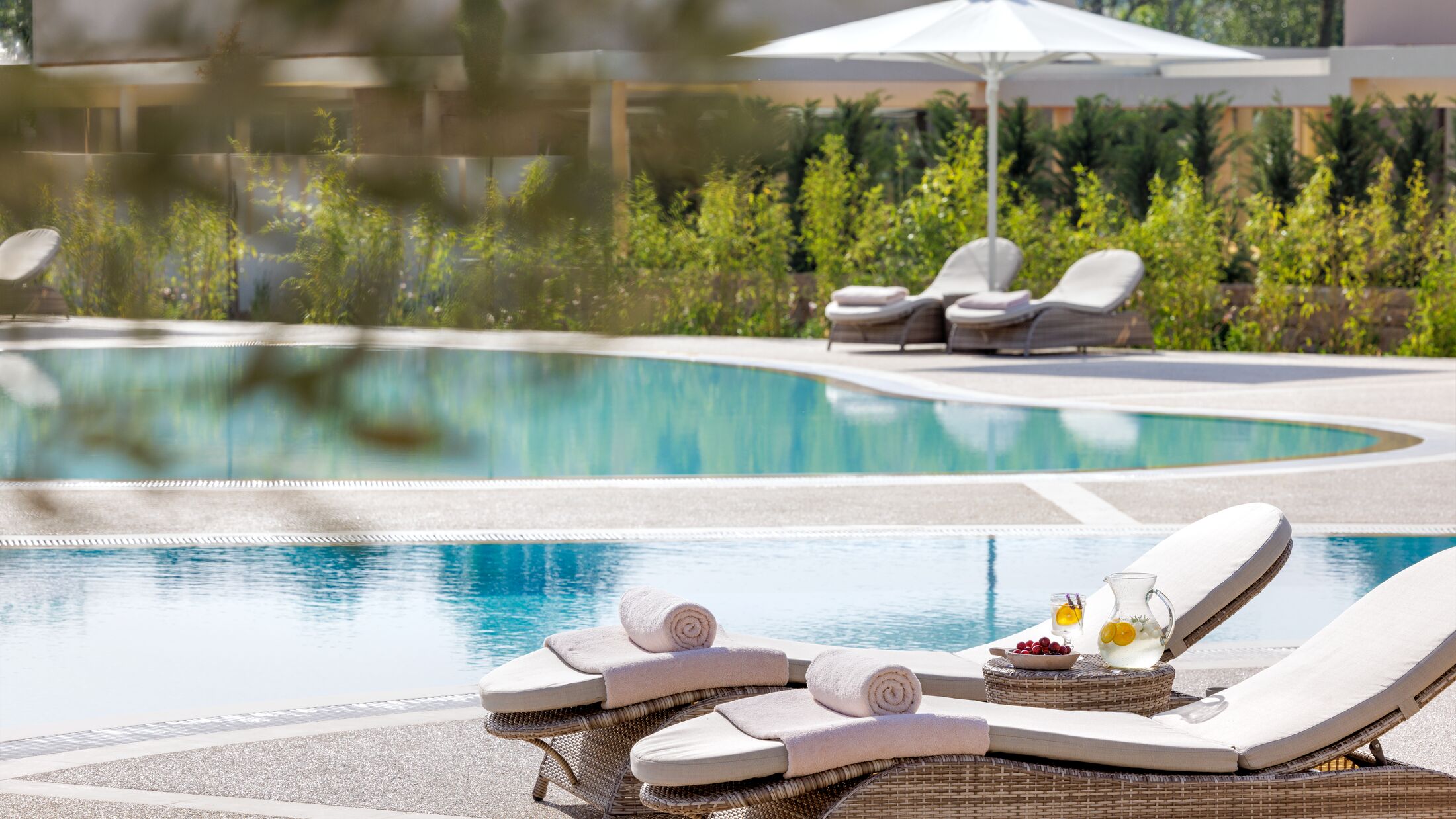 Porto-Sani-2024-Swimming-Pool-005-107023-Hybris