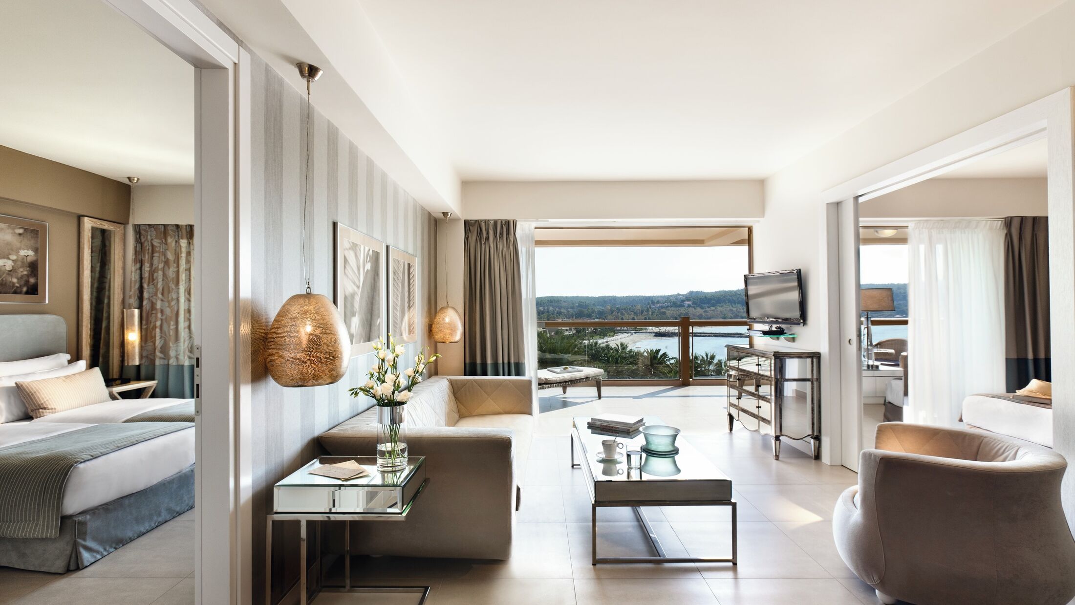 Sani-Beach-2024-Two-Bedroom-Family-Suite-001-118673-Hybris