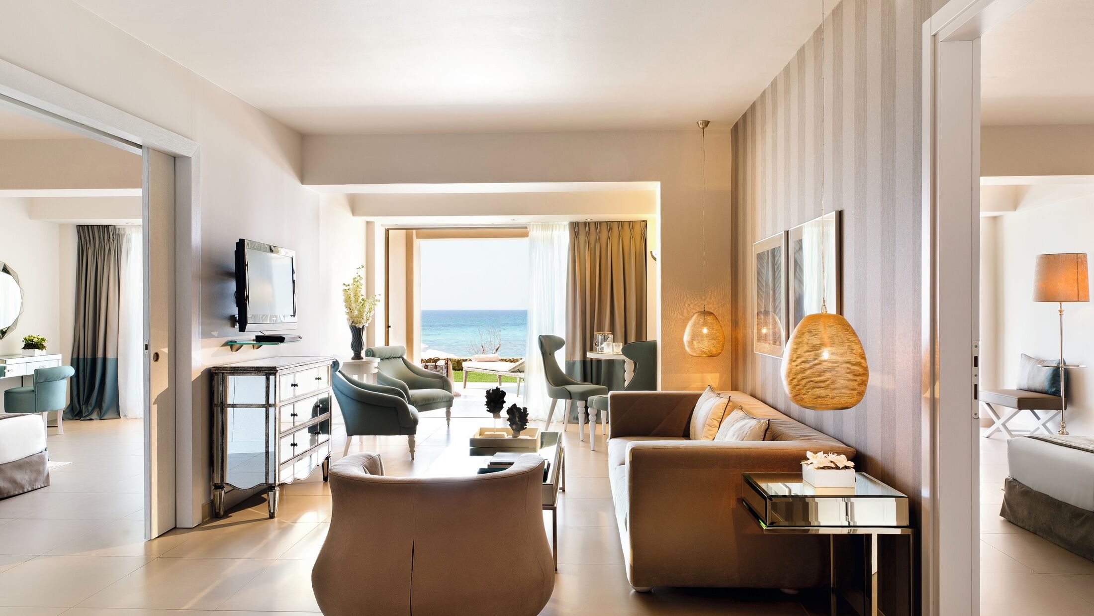 Sani-Beach-2025-Two-Bedroom-Beachfront-Family-Suite-001-118673-Hybris
