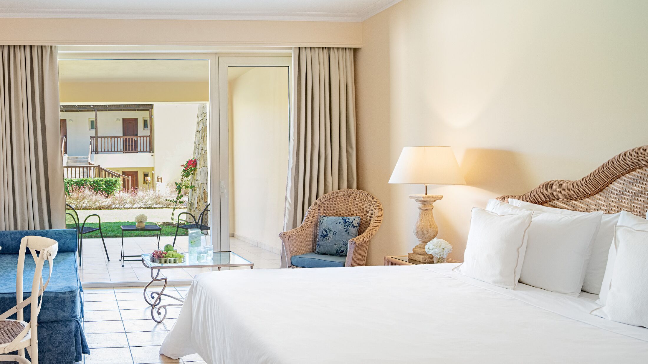 Grecotel-Imperial-Kos-2023-Bungalow-Garden-View-002-121803-Hybris