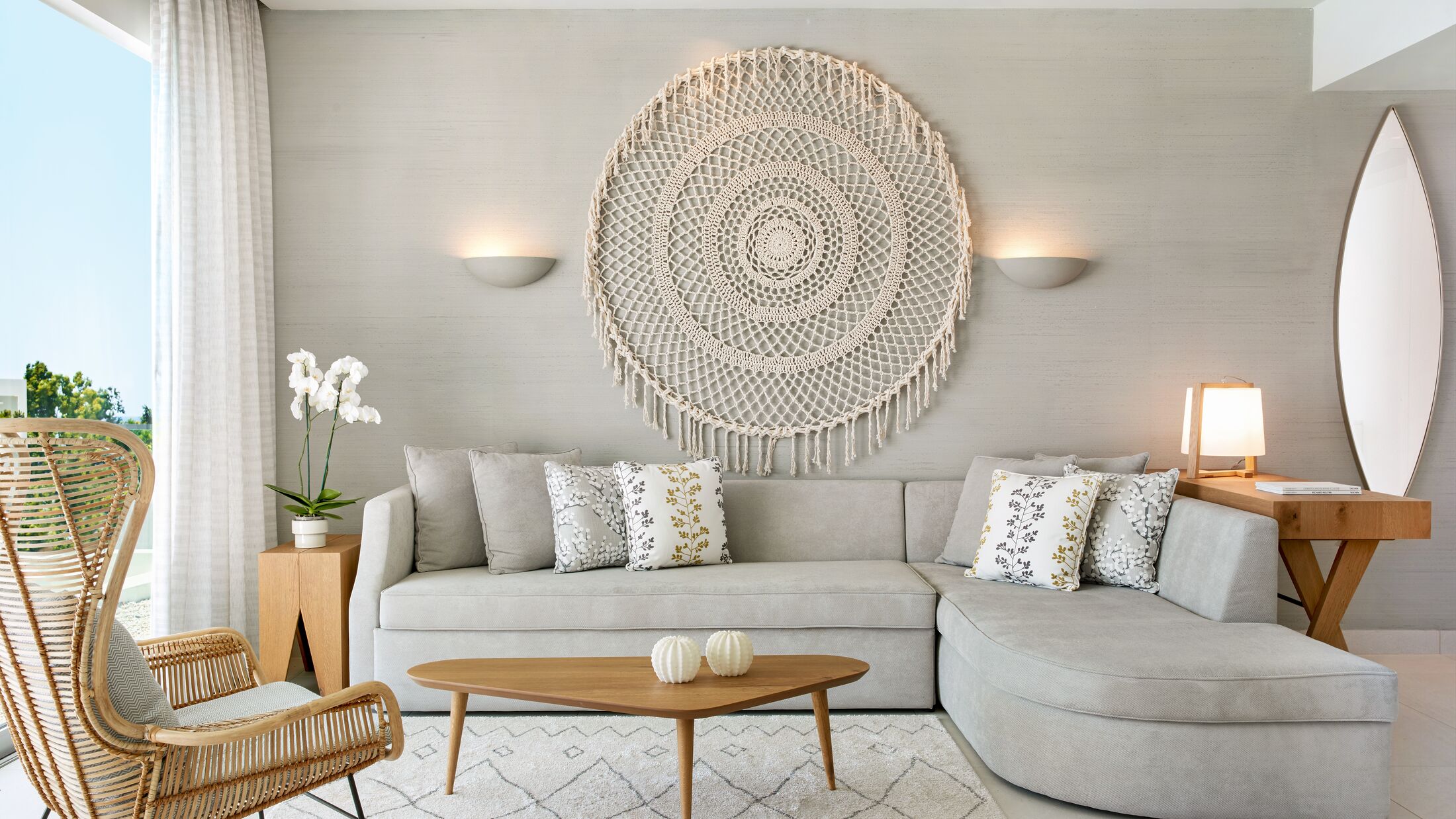 Ikos-Aria-2023-Deluxe-One-Bedroom-Bungalow-Suite-Beachfront-001-121350-Hybris