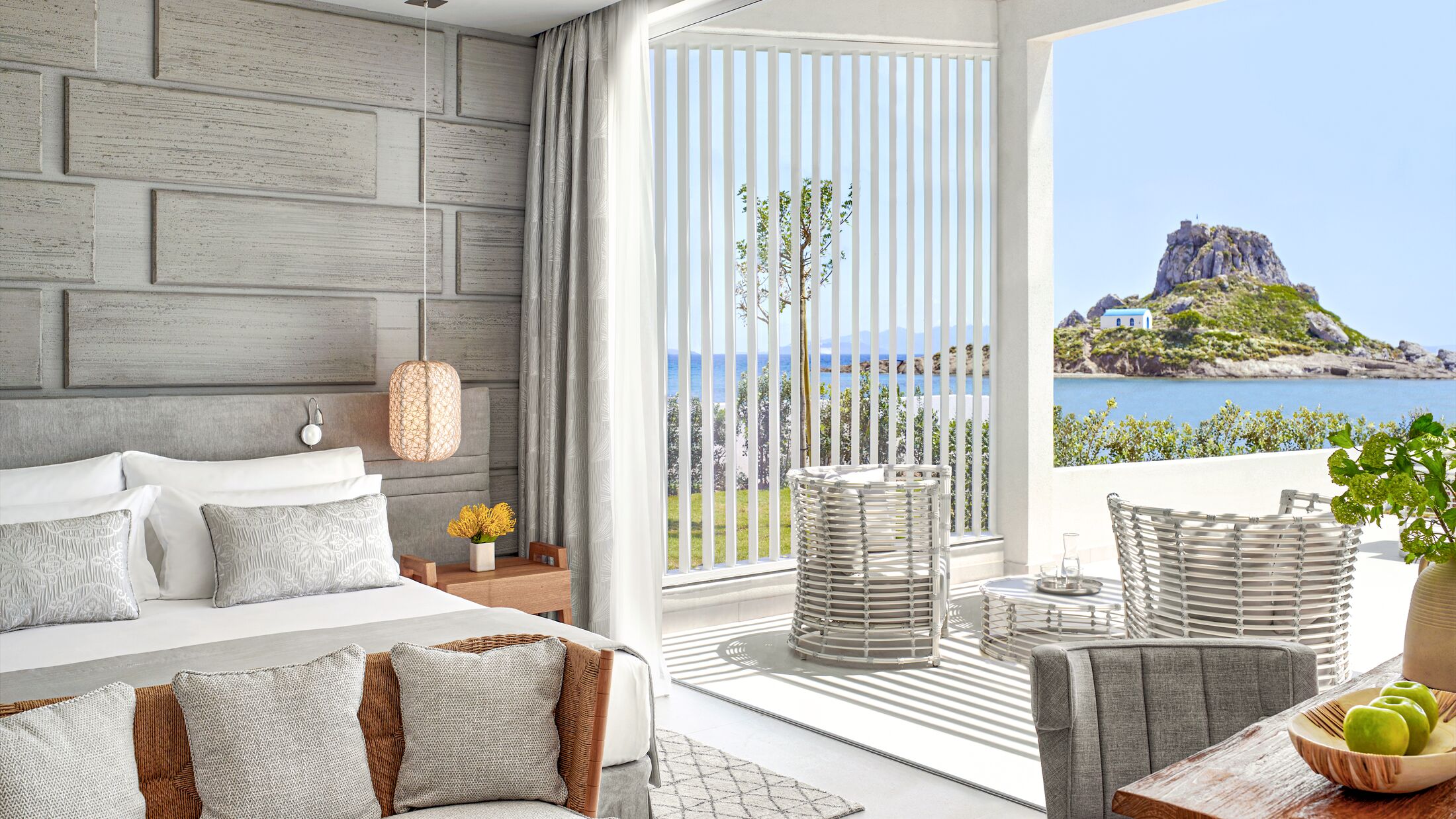 Ikos-Aria-2023-Deluxe-Two-Bedroom-Bungalow-Suite-Beachfront-001-121350-Hybris