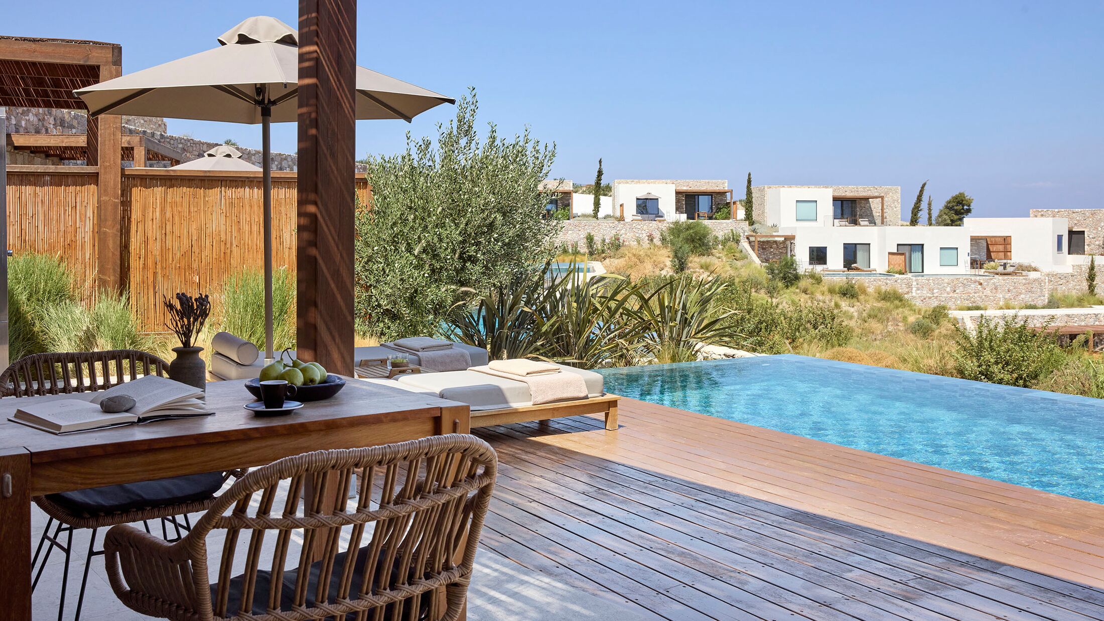 Deluxe Suite with Private Pool and Sea View