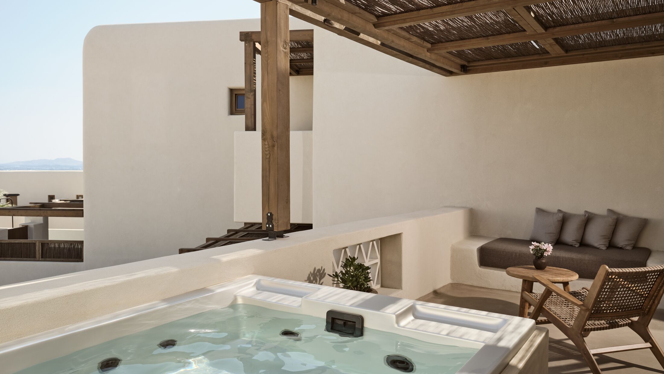Domes-Noruz-Mykonos-2024-Upbeat-Retreat-Private-Hot-Tub-001-121894-Hybris