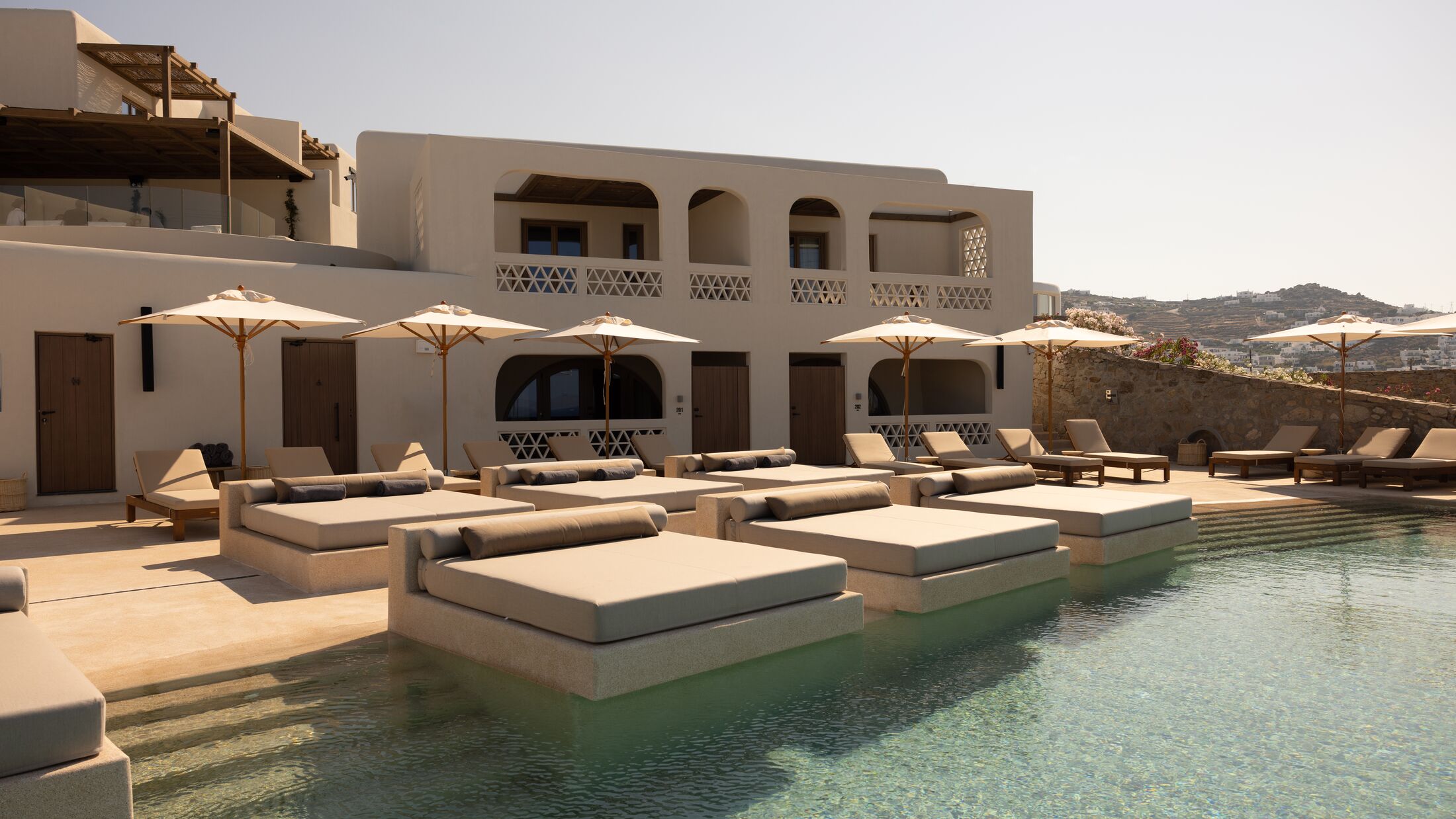 Domes-Noruz-Mykonos-2023-Property-View-001-121894-Hybris