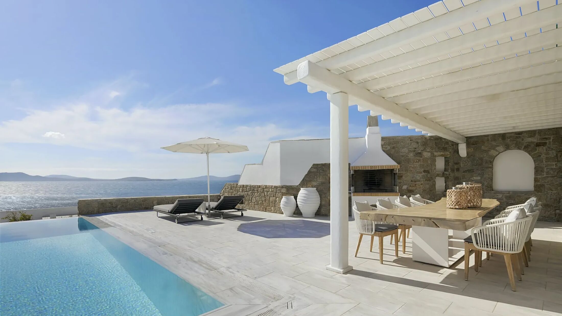 Mykonos-Grand-2025-Grand-Suite-001-121809-Hybris