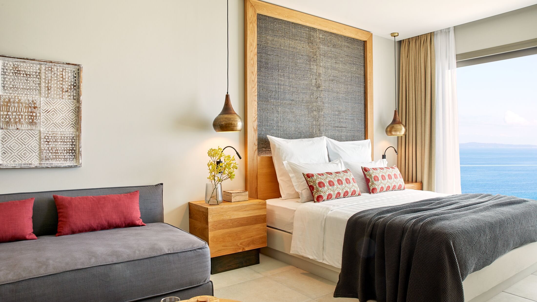 3.6  Family Room Interconnecting Sea View